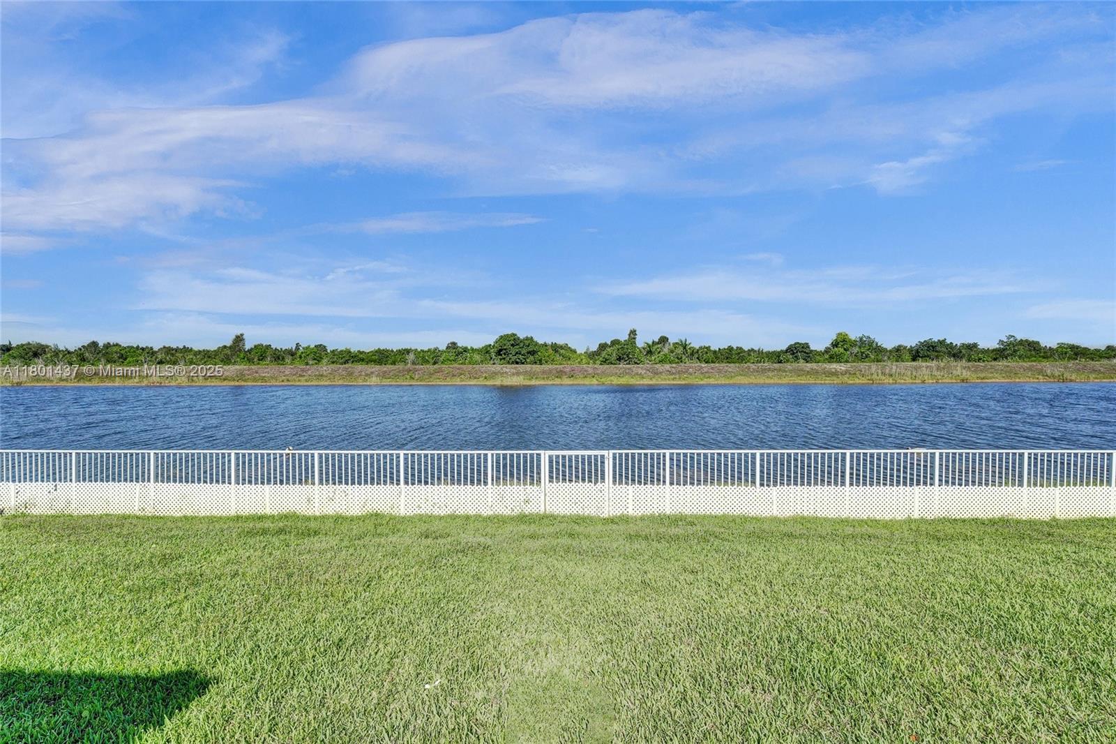 3360 SW 195th Ter