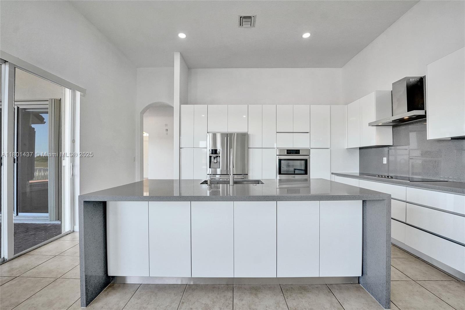 SUNSET LAKES GRAND ISLE - Residential