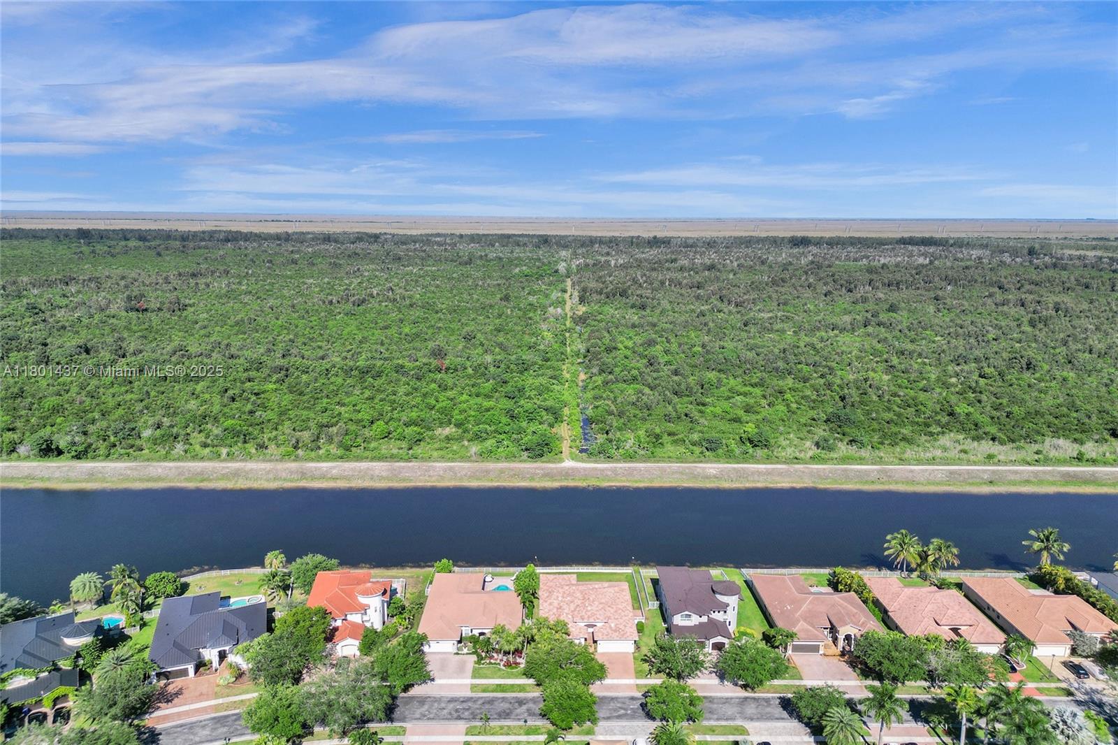 SUNSET LAKES GRAND ISLE - Residential