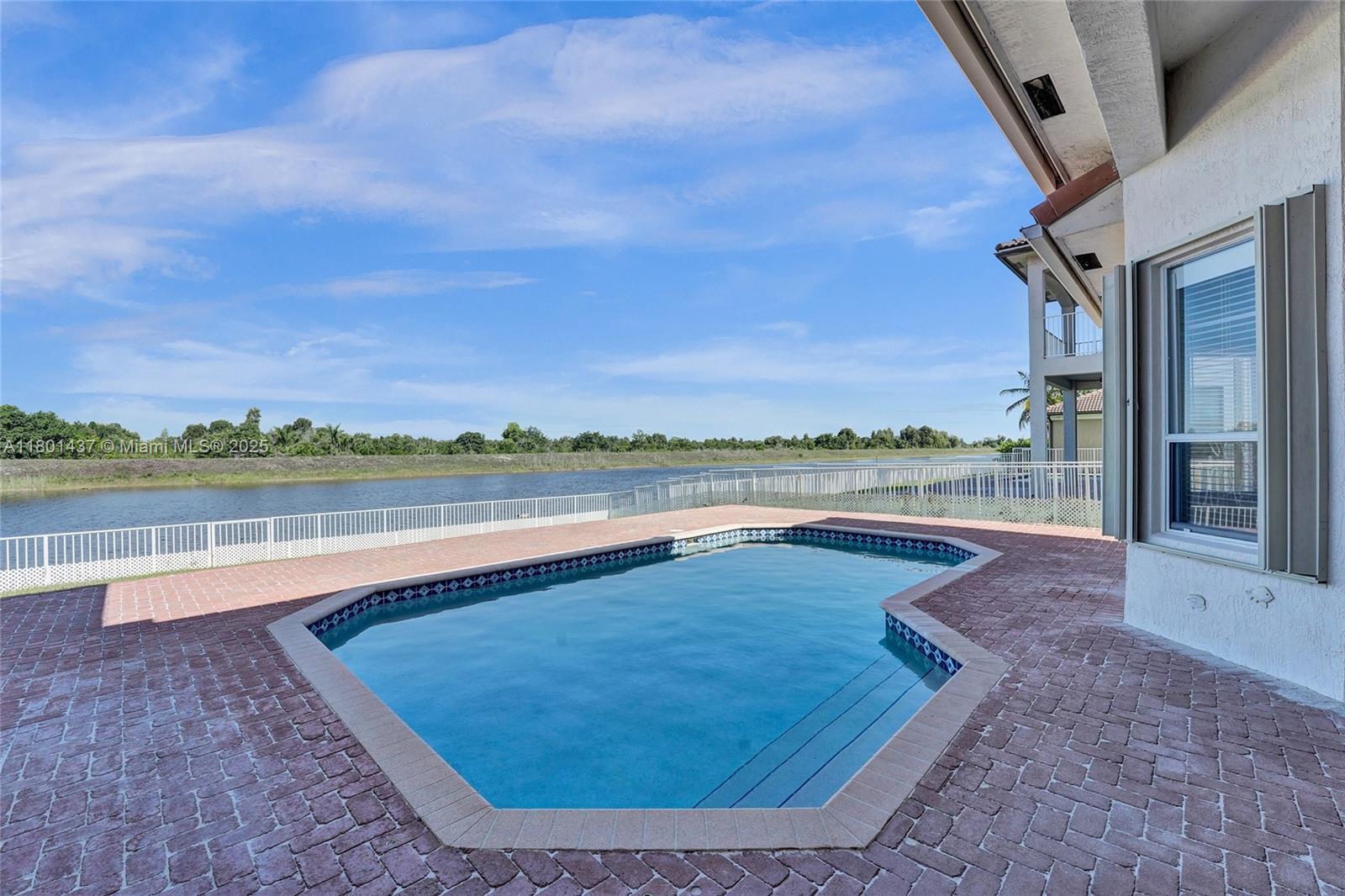 SUNSET LAKES GRAND ISLE - Residential