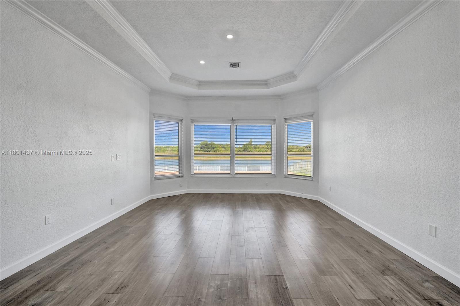 SUNSET LAKES GRAND ISLE - Residential