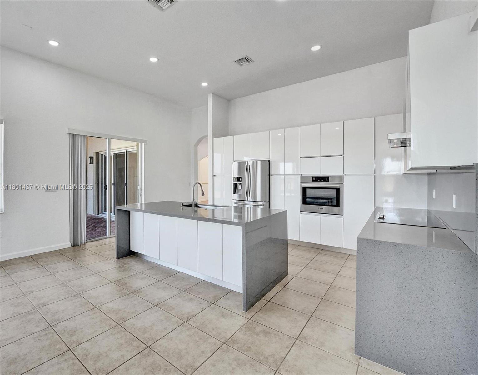 SUNSET LAKES GRAND ISLE - Residential