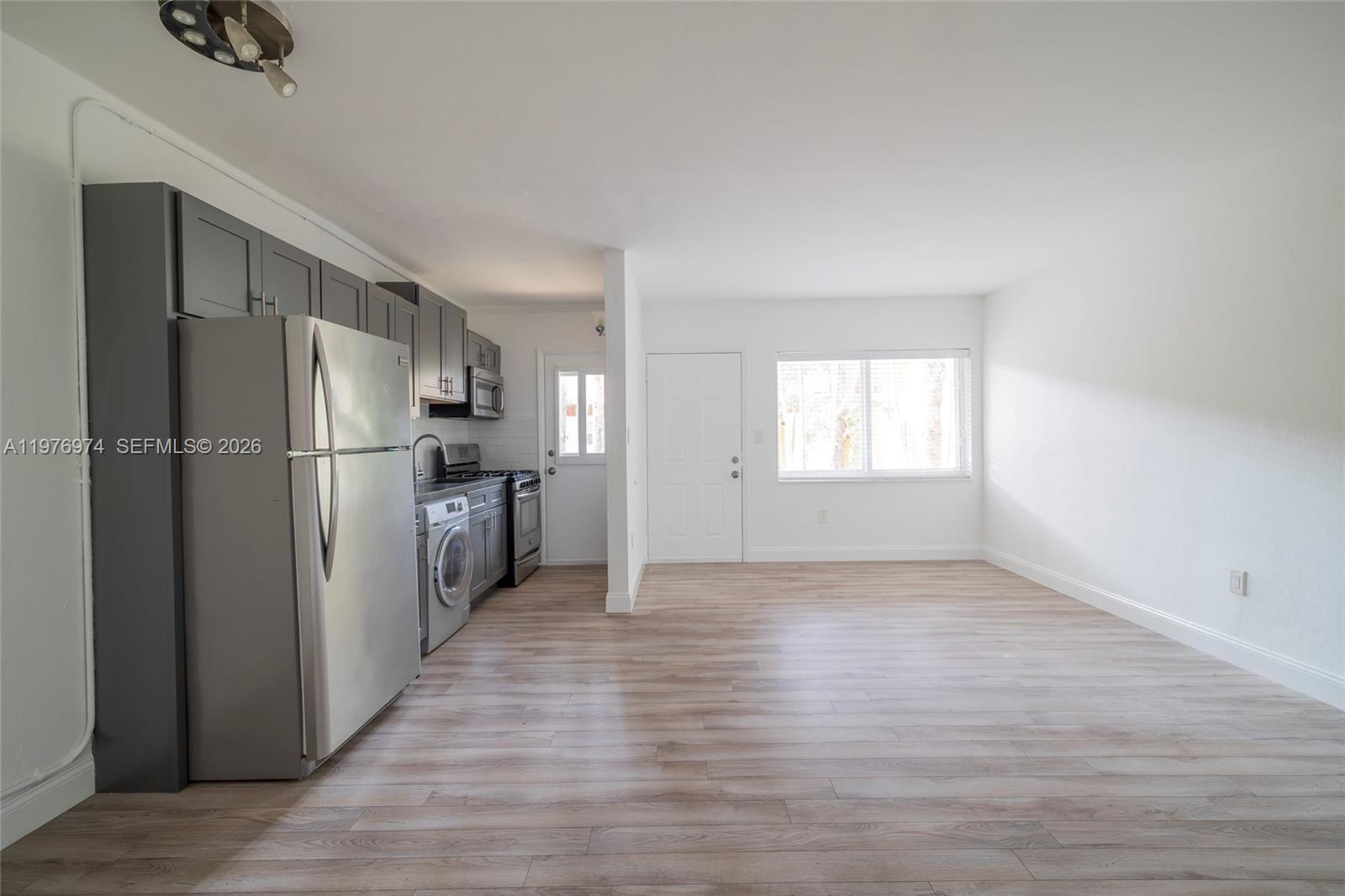 HIDEAWAY CONDO - Residential Lease