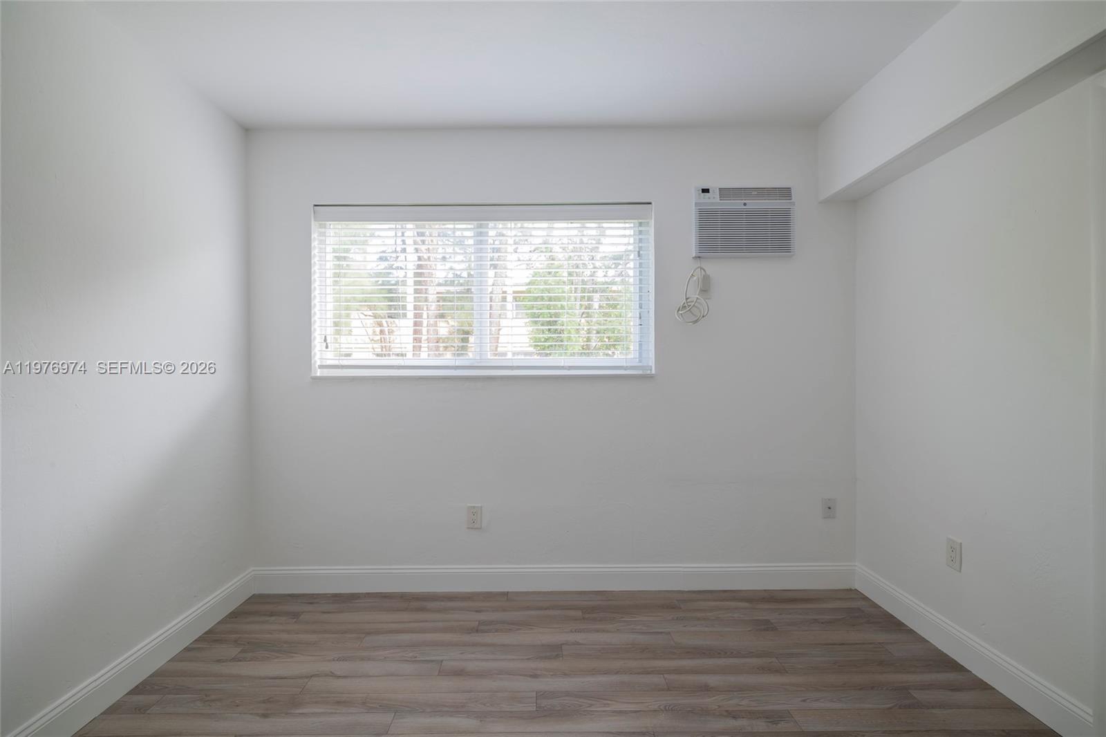 HIDEAWAY CONDO - Residential Lease