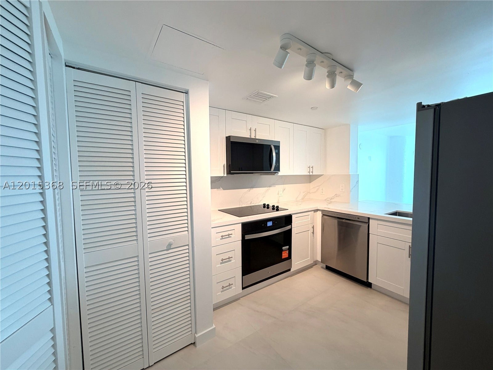 2101 Brickell Ave 2301