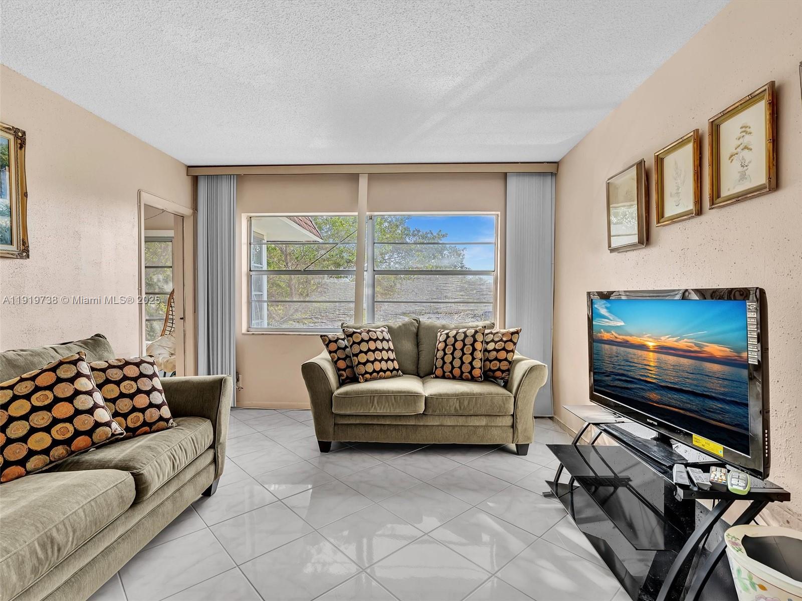 ELDERBERRY GARDENS CONDO - Residential