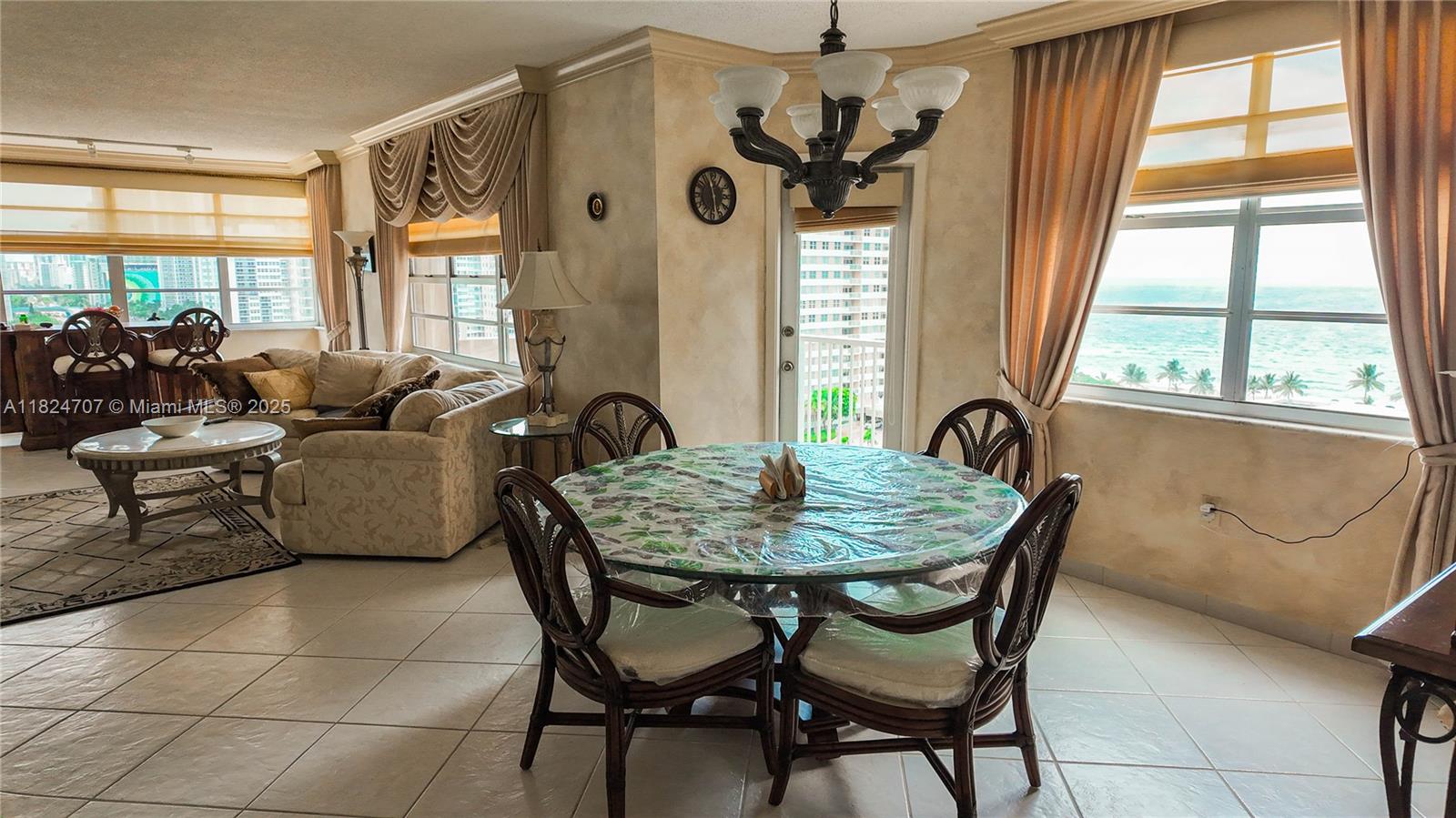 HEMISPHERES CONDO - Residential Lease