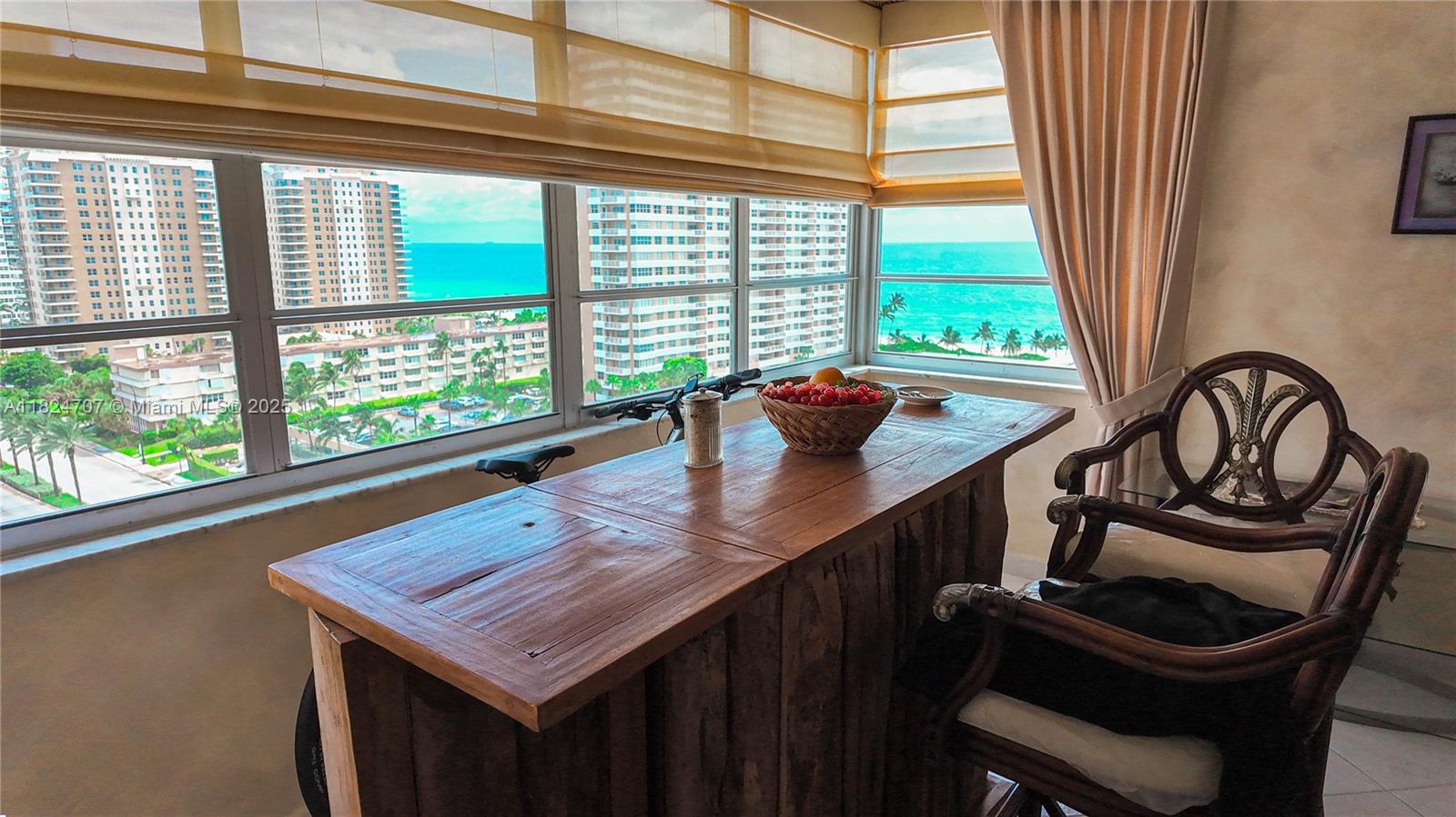 HEMISPHERES CONDO - Residential Lease