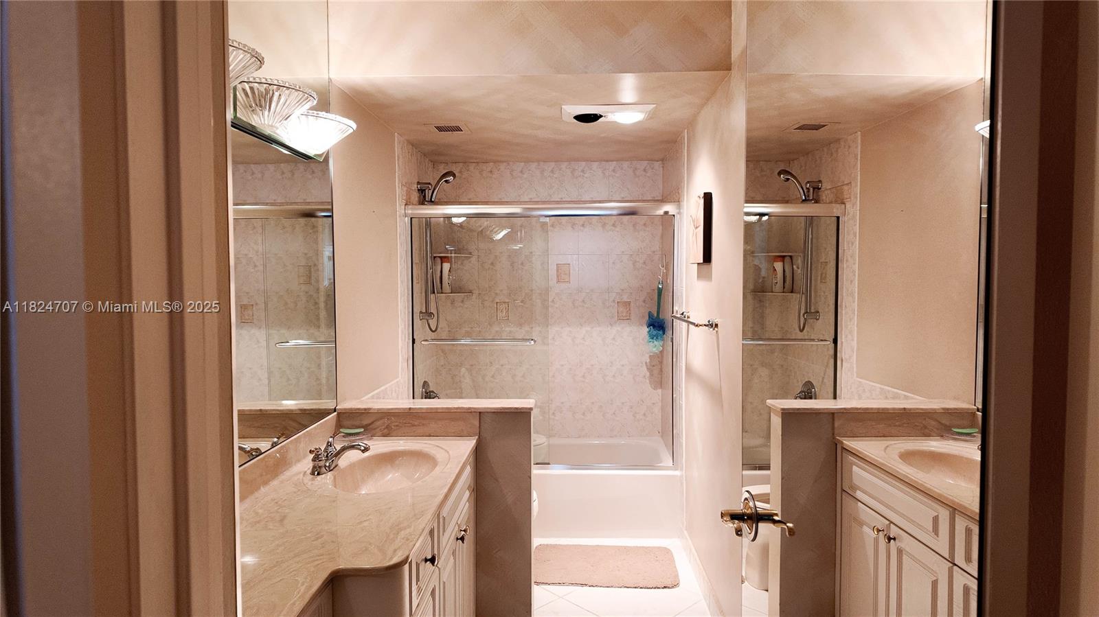 HEMISPHERES CONDO - Residential Lease