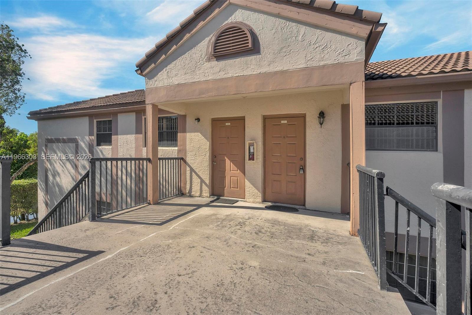 Grenadier Trace 1 - Residential