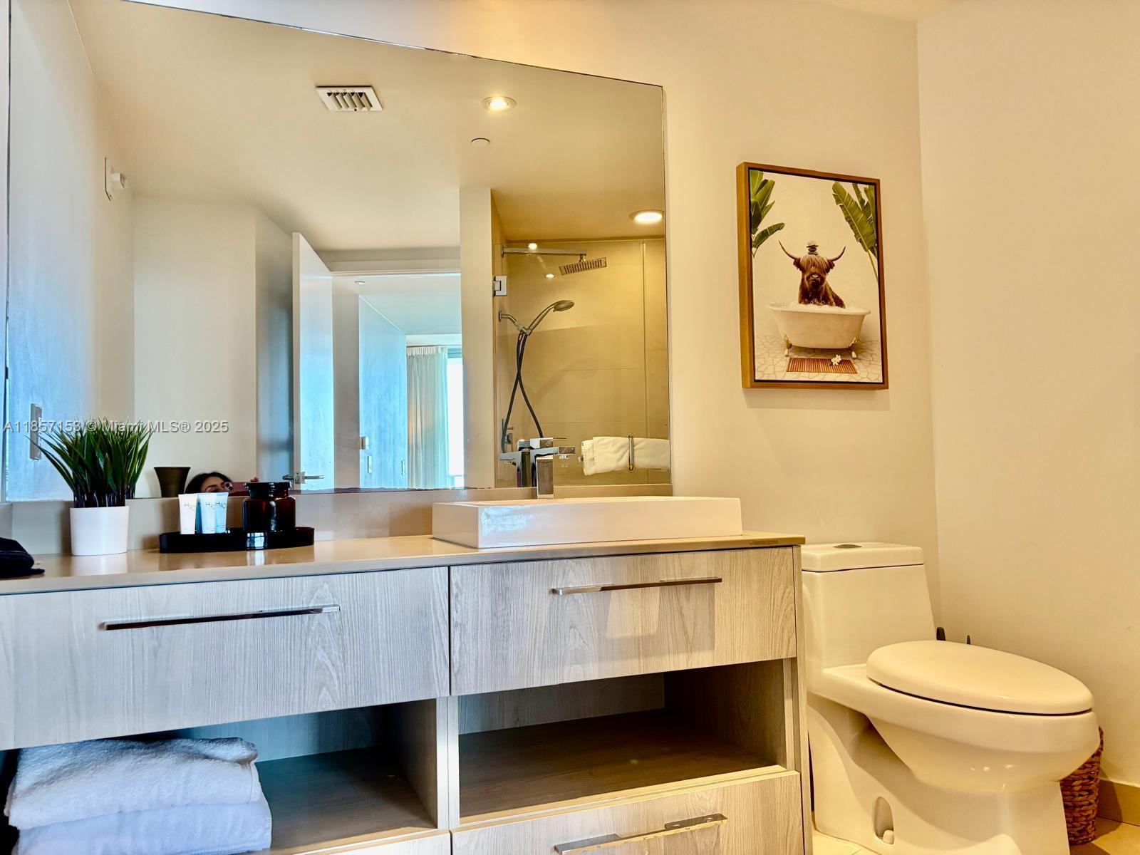 4111 SOUTH OCEAN DRIVE CO - Residential