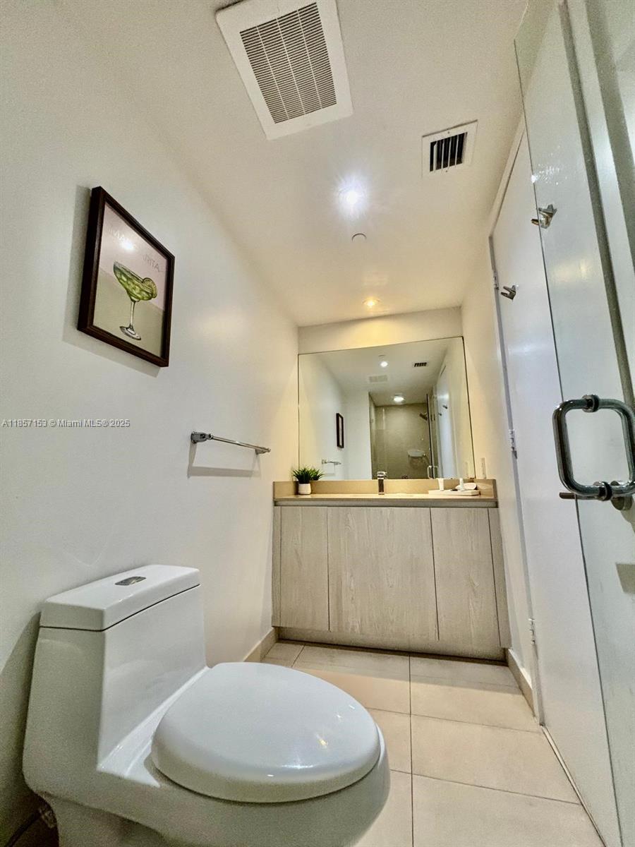 4111 SOUTH OCEAN DRIVE CO - Residential