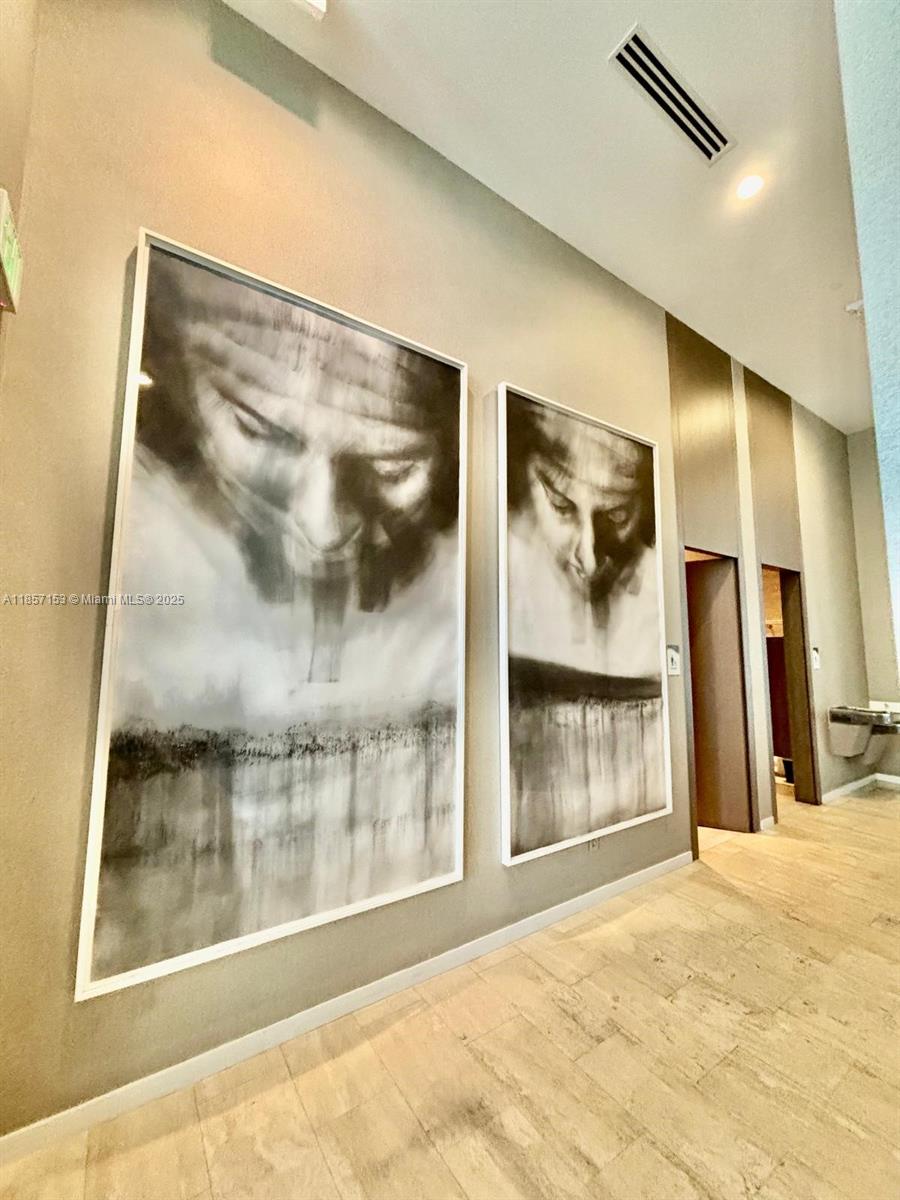 4111 SOUTH OCEAN DRIVE CO - Residential