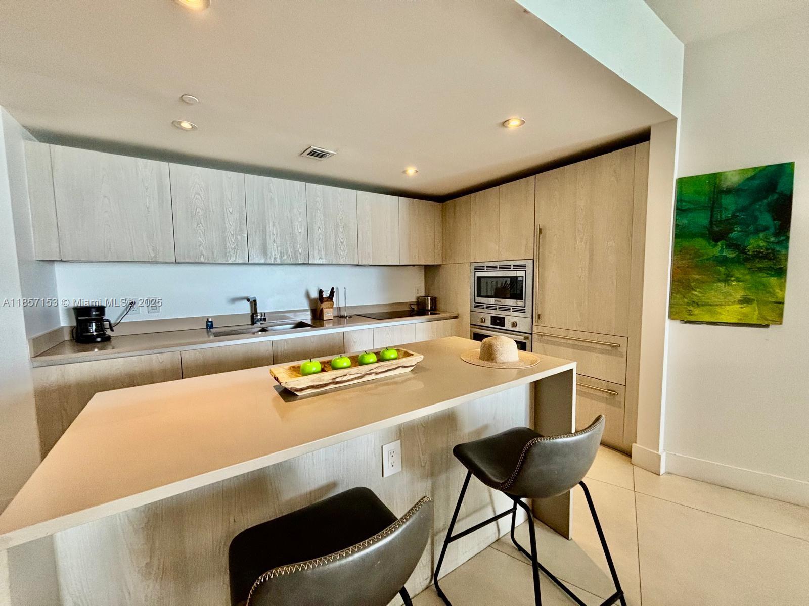 4111 SOUTH OCEAN DRIVE CO - Residential