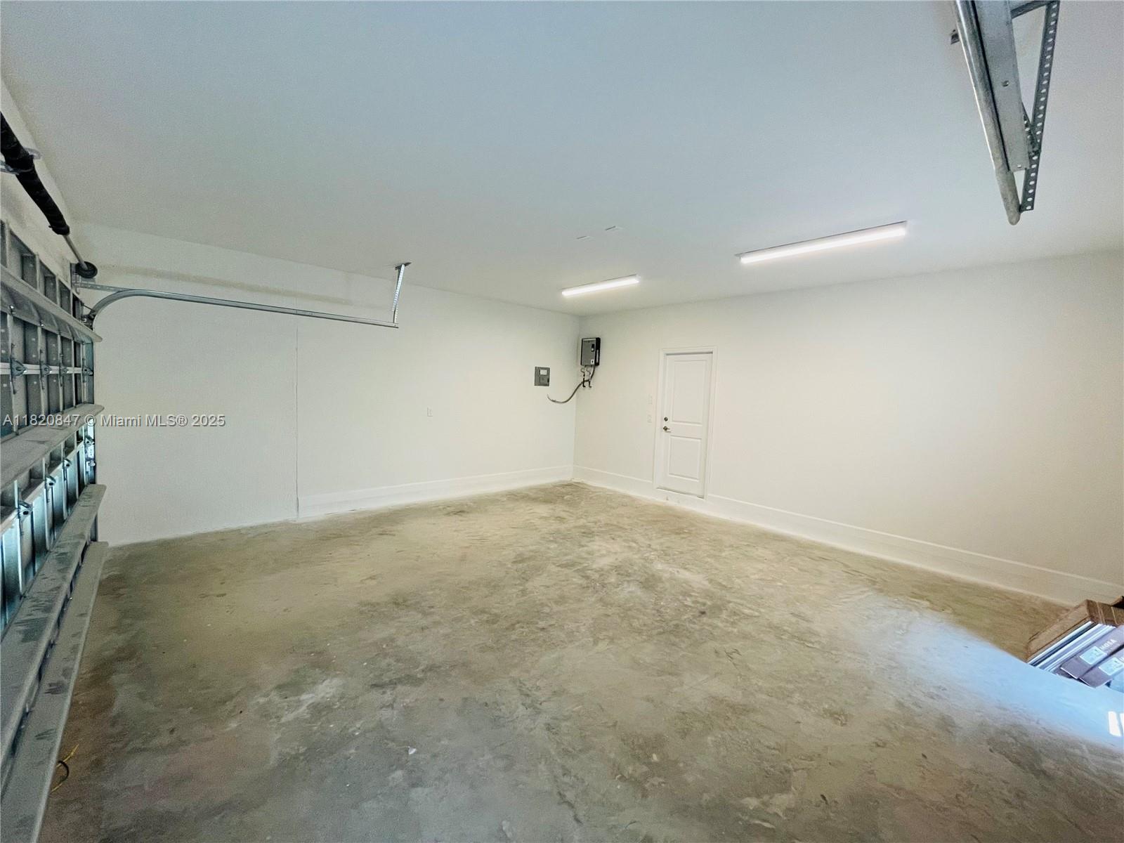 SEDONA ESTATES - Residential