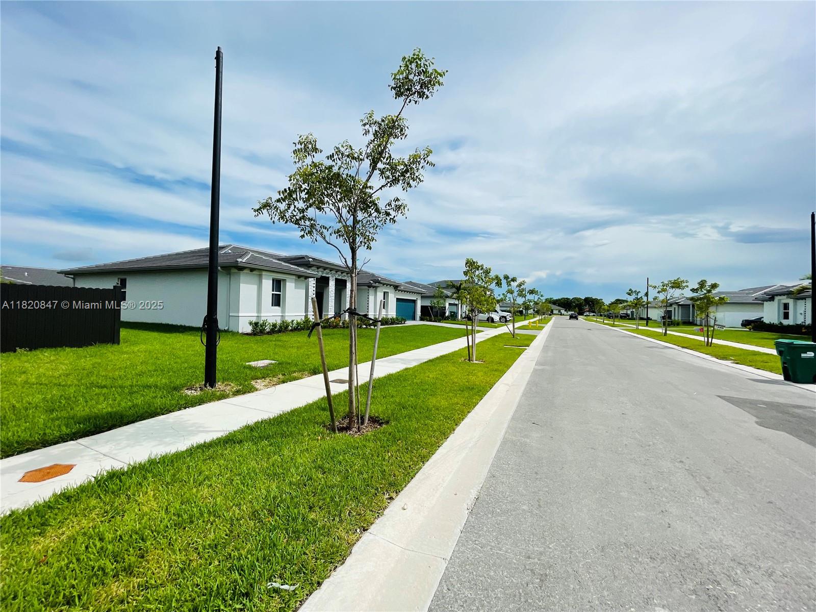 SEDONA ESTATES - Residential