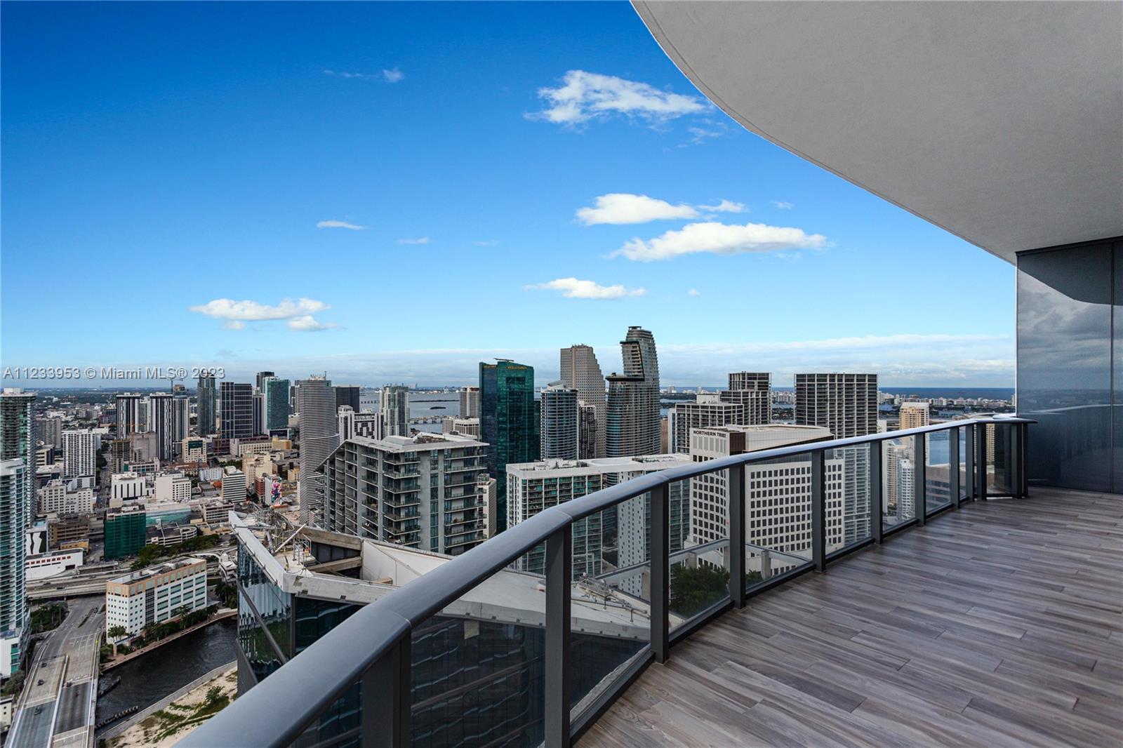 801 SMA RESIDENCES CONDO - Residential