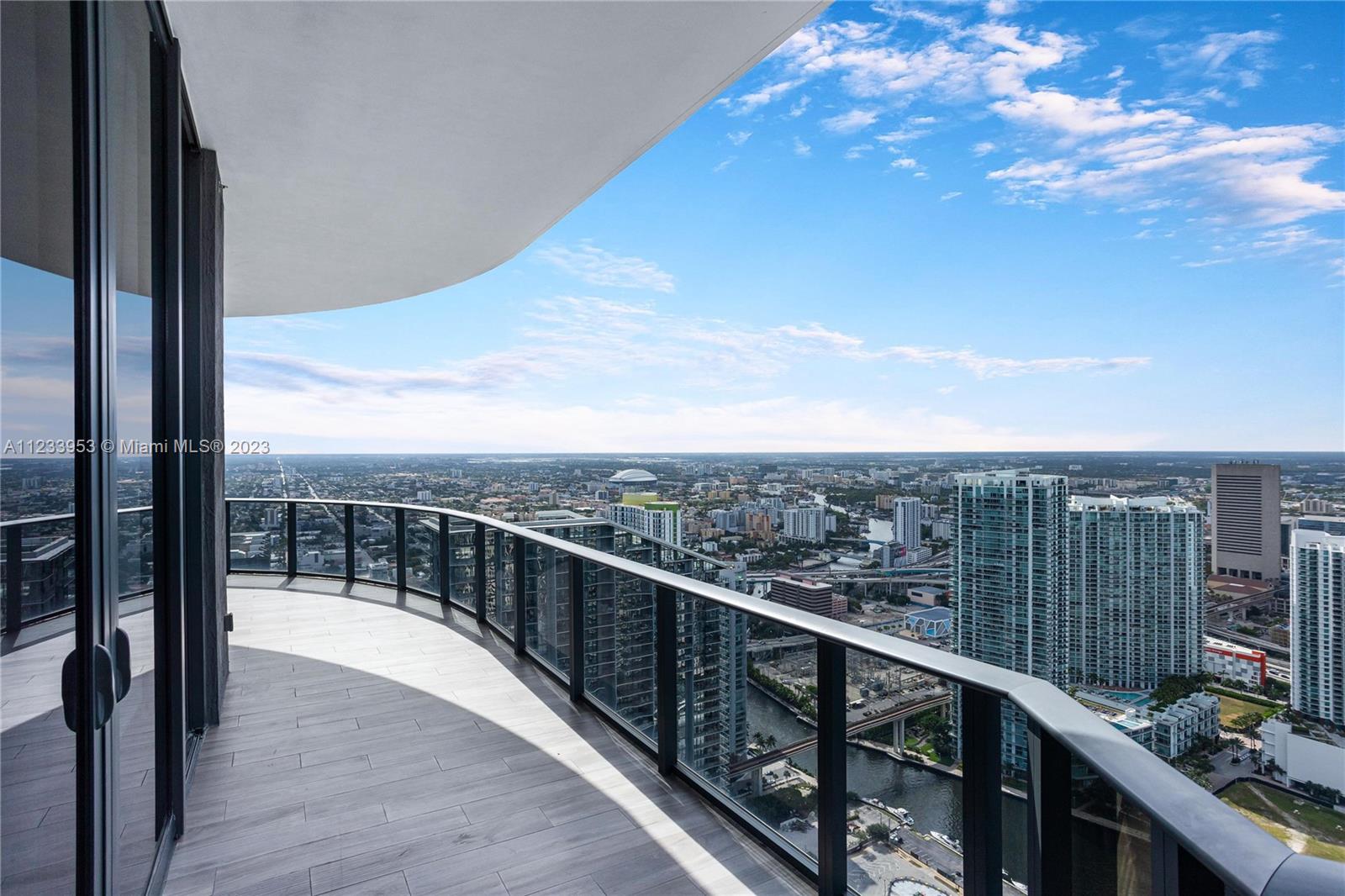 801 SMA RESIDENCES CONDO - Residential