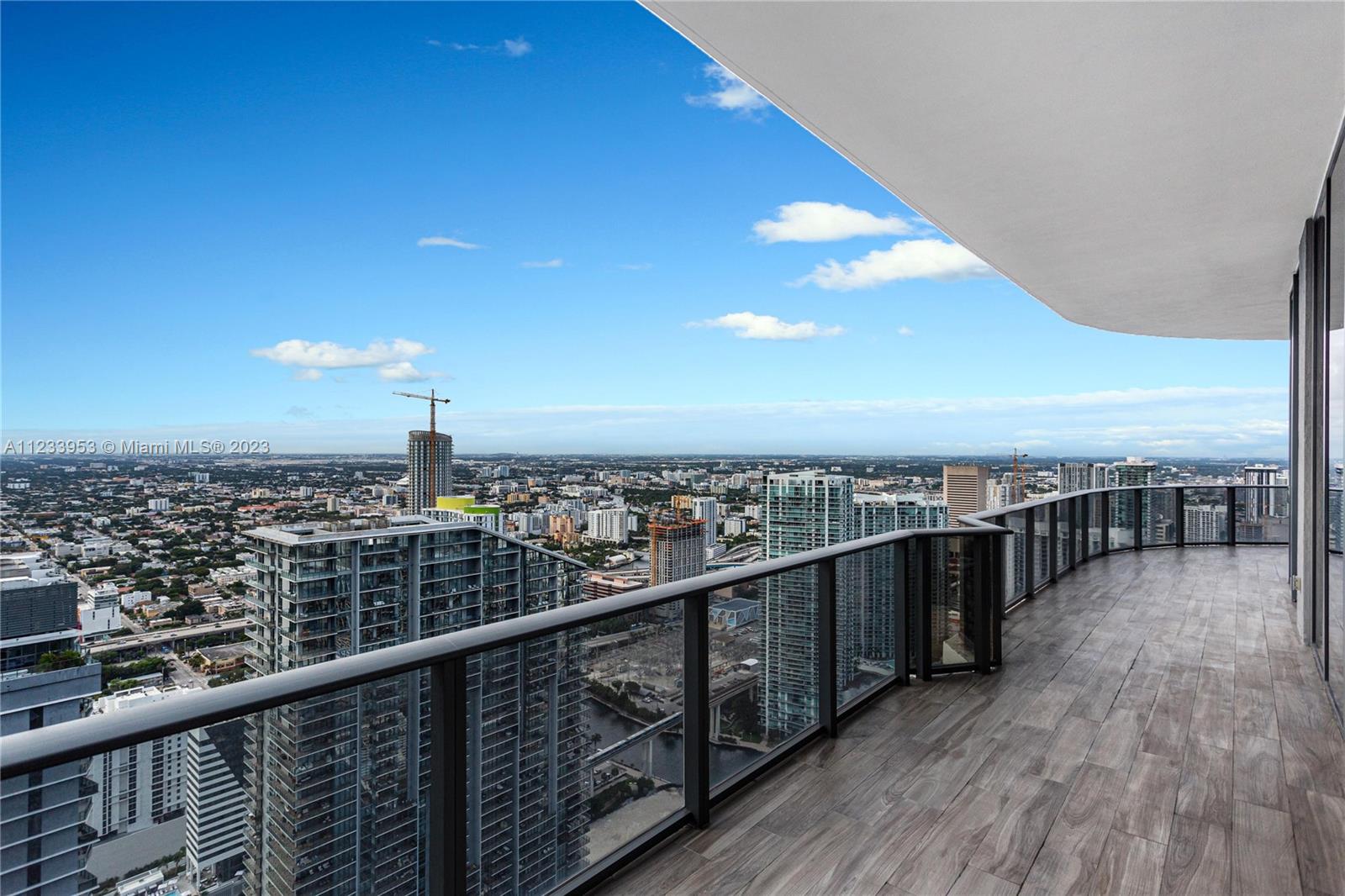 801 SMA RESIDENCES CONDO - Residential