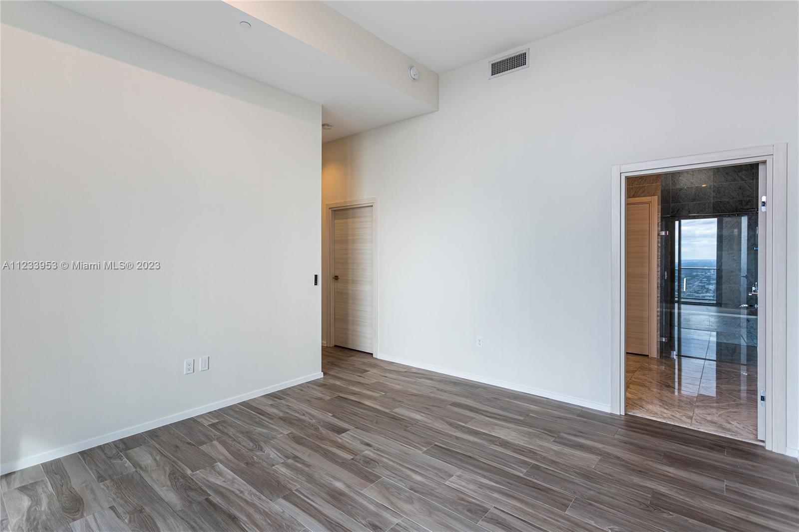 801 SMA RESIDENCES CONDO - Residential