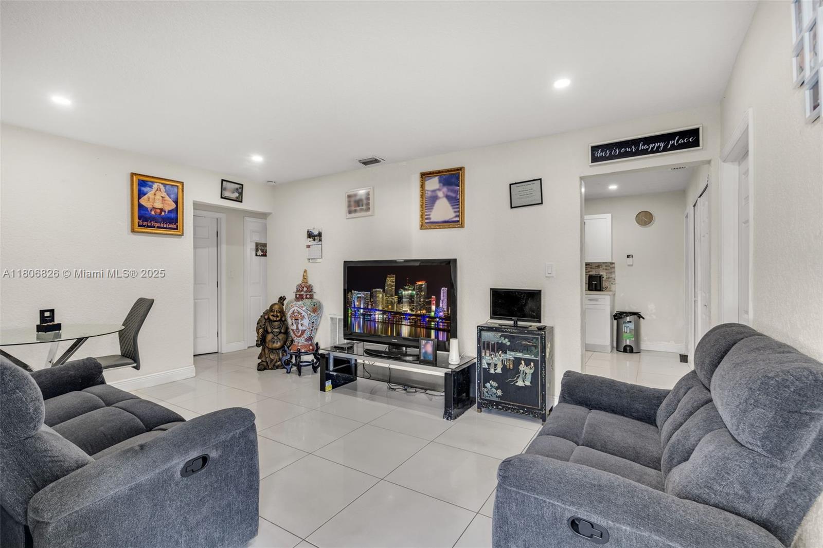 114 Marion Rd