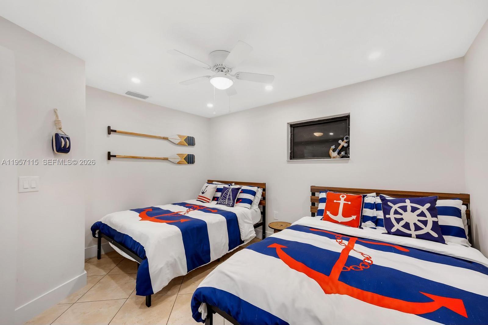 PIRATES COVE 1ST ADD - Residential