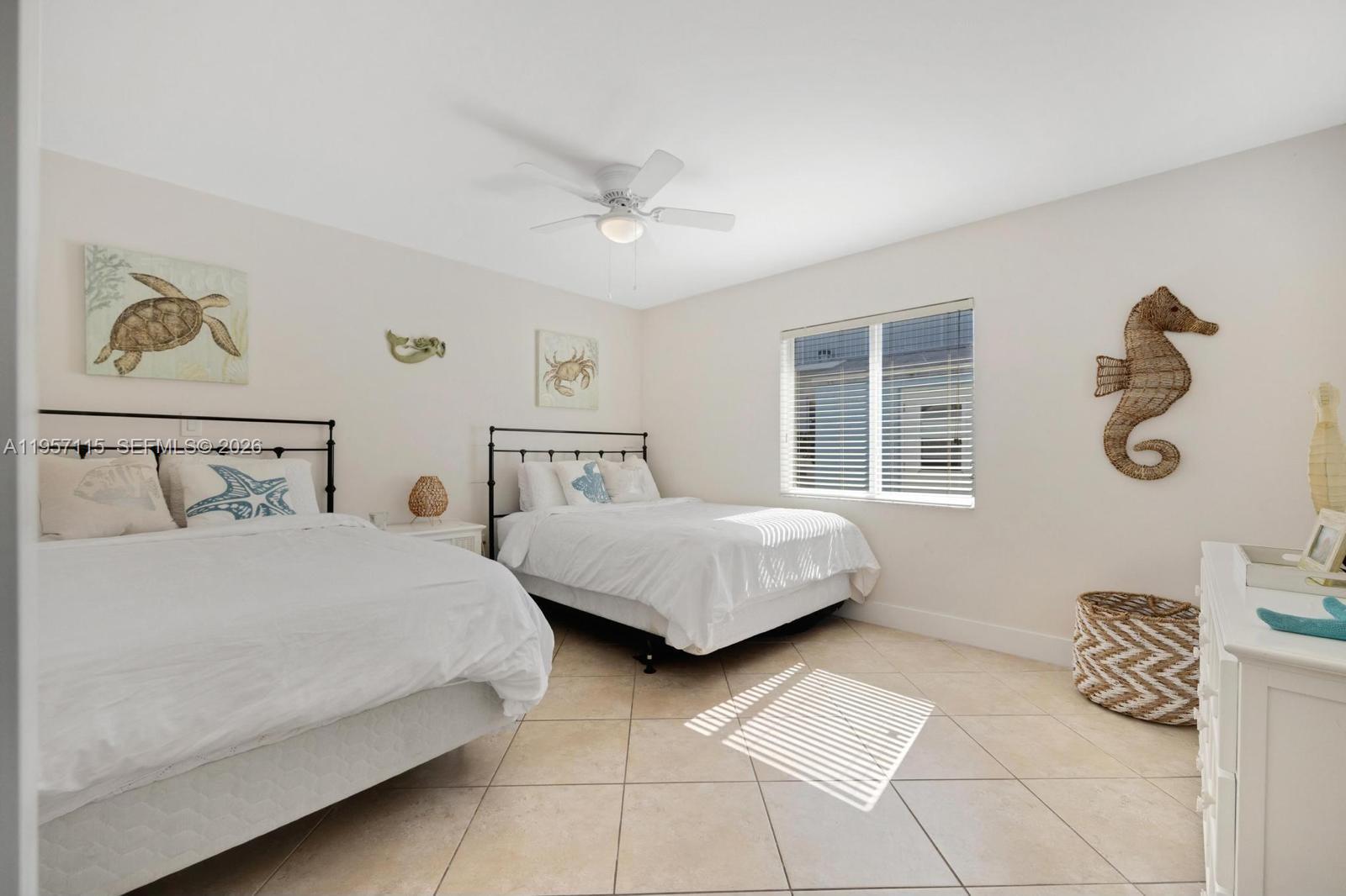 PIRATES COVE 1ST ADD - Residential