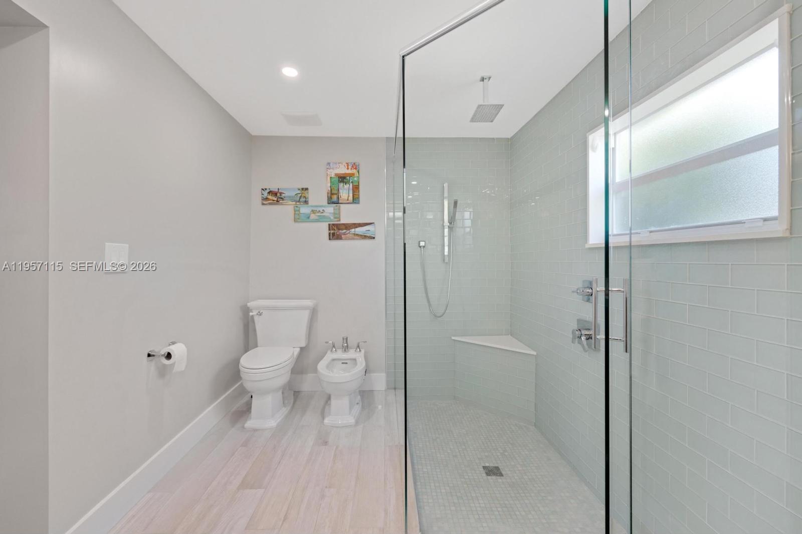 PIRATES COVE 1ST ADD - Residential