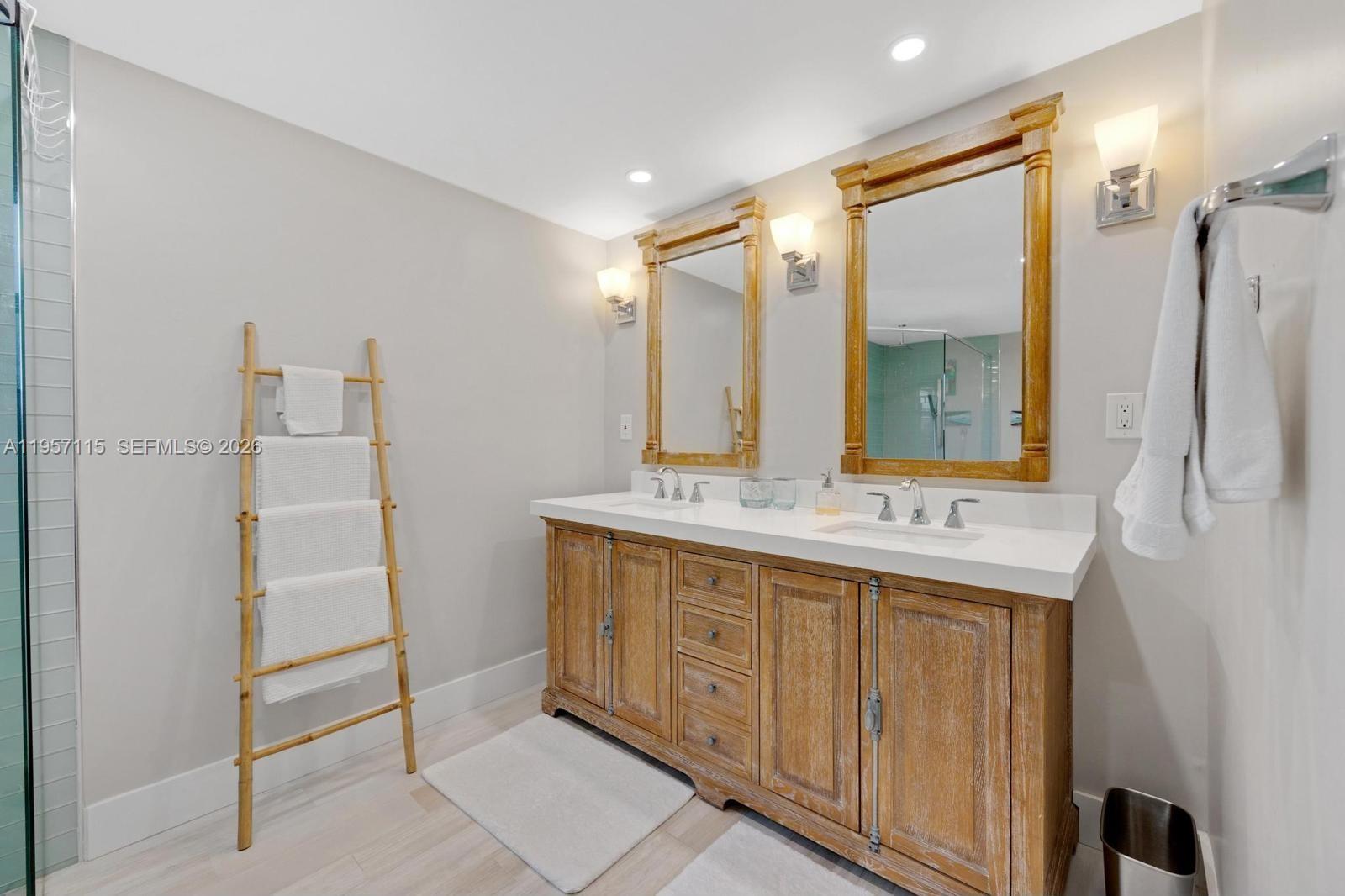 PIRATES COVE 1ST ADD - Residential