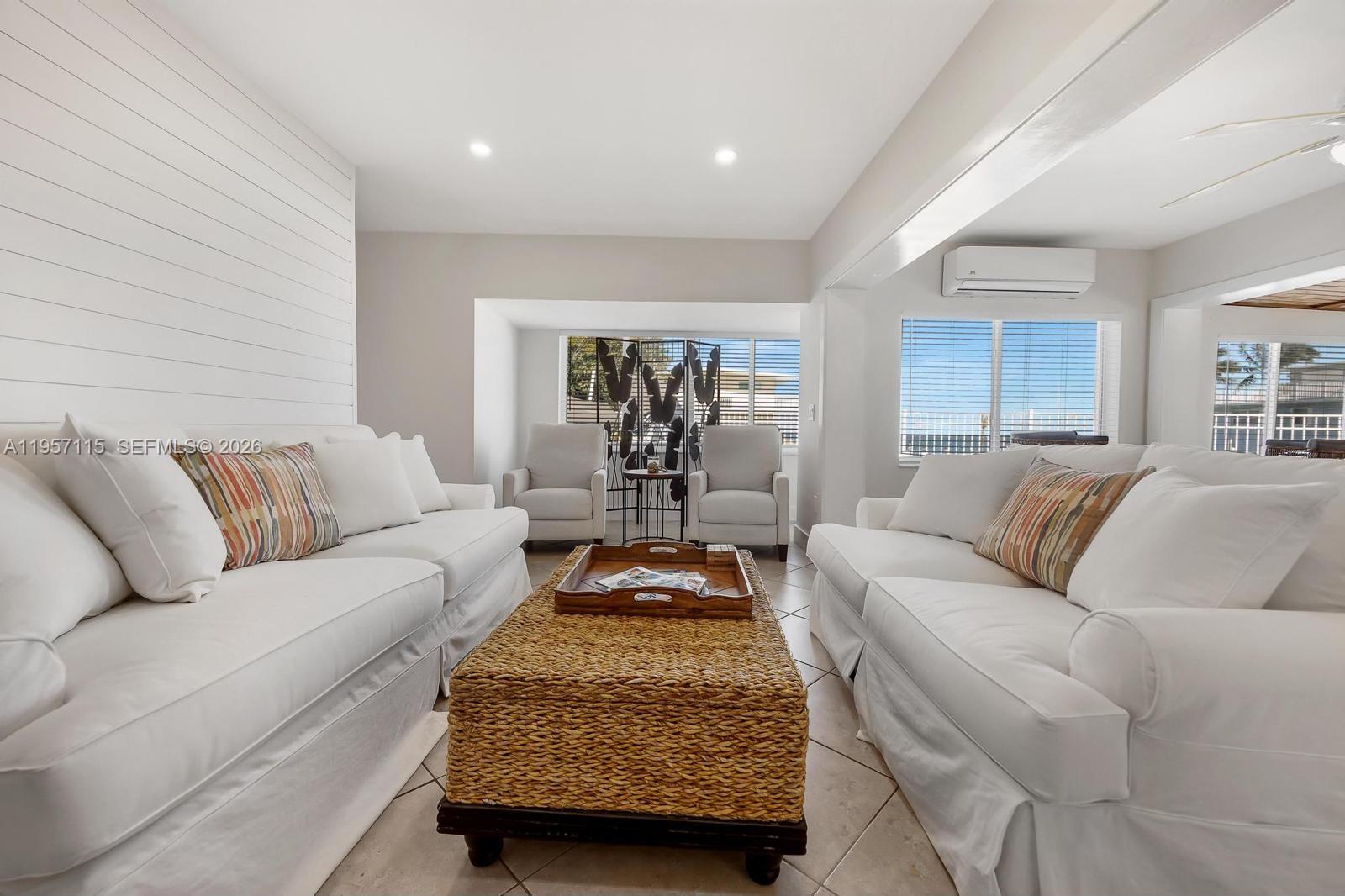 PIRATES COVE 1ST ADD - Residential