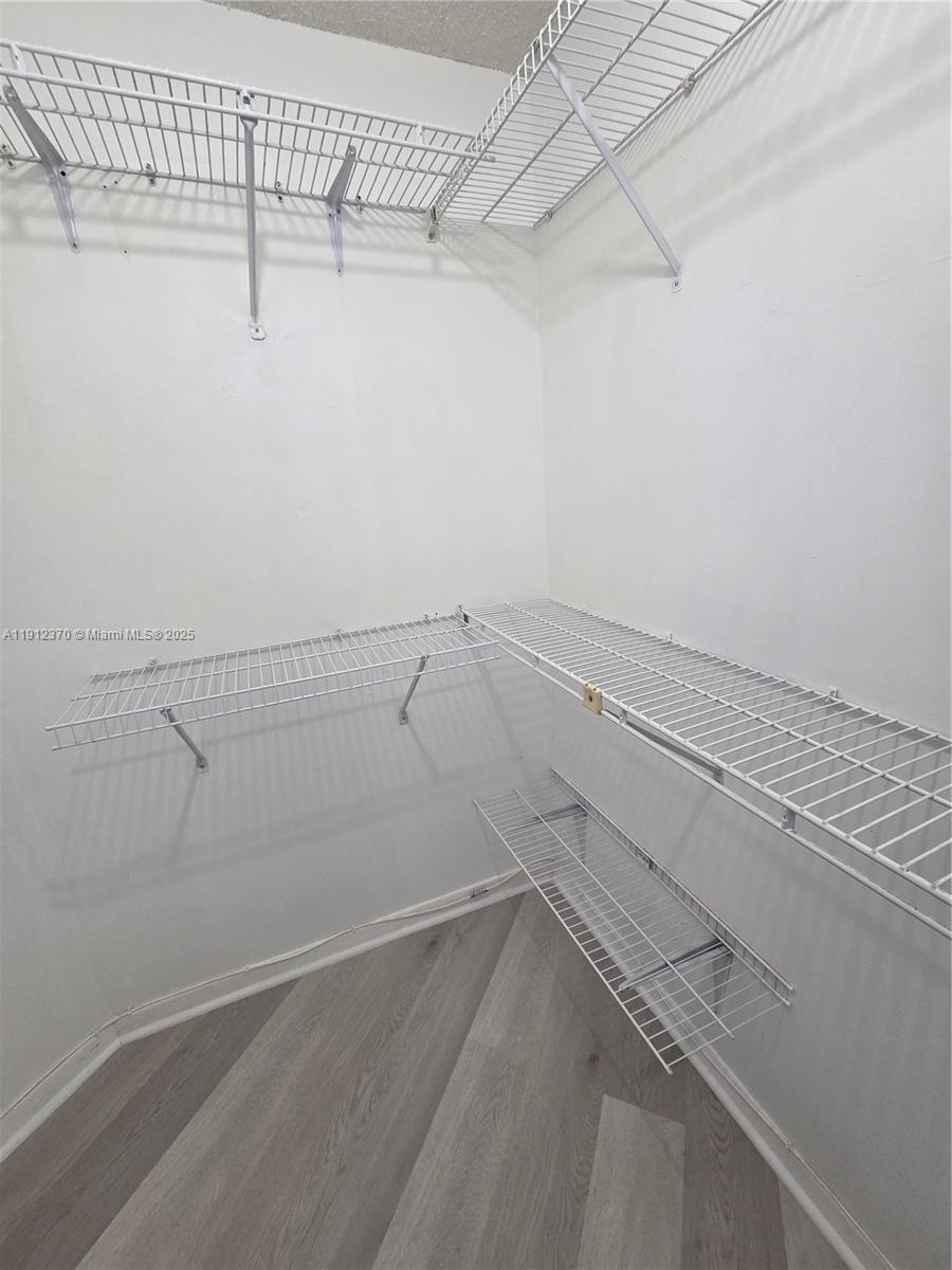 BLEAU FONTAINE CONDO #3 - Residential Lease