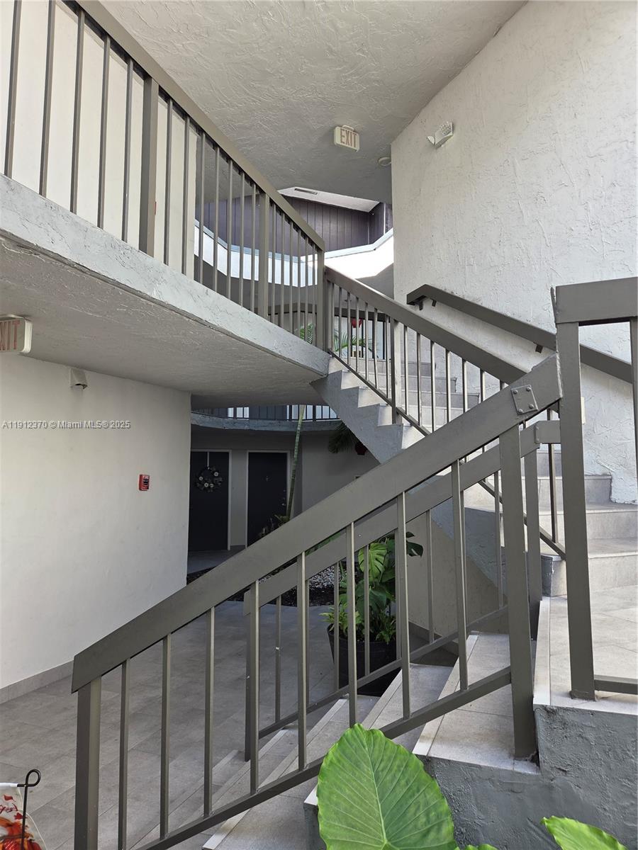 BLEAU FONTAINE CONDO #3 - Residential Lease