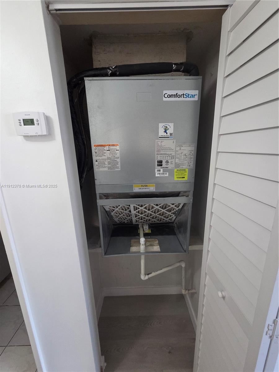 BLEAU FONTAINE CONDO #3 - Residential Lease