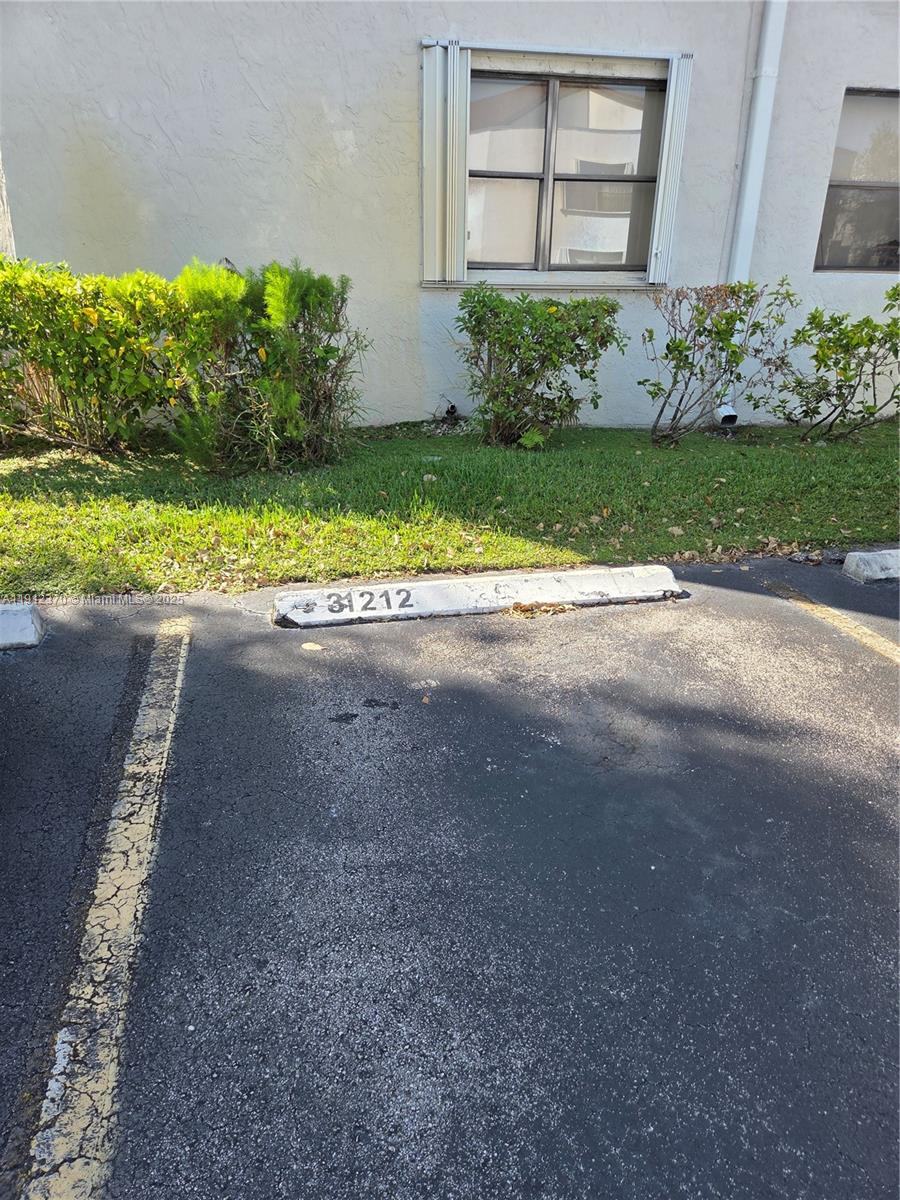 BLEAU FONTAINE CONDO #3 - Residential Lease