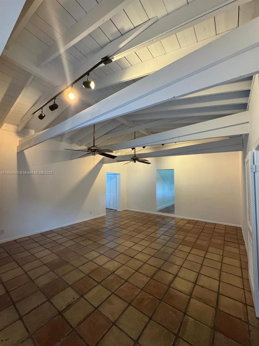 POINSETTIA ESTATES - Residential Lease