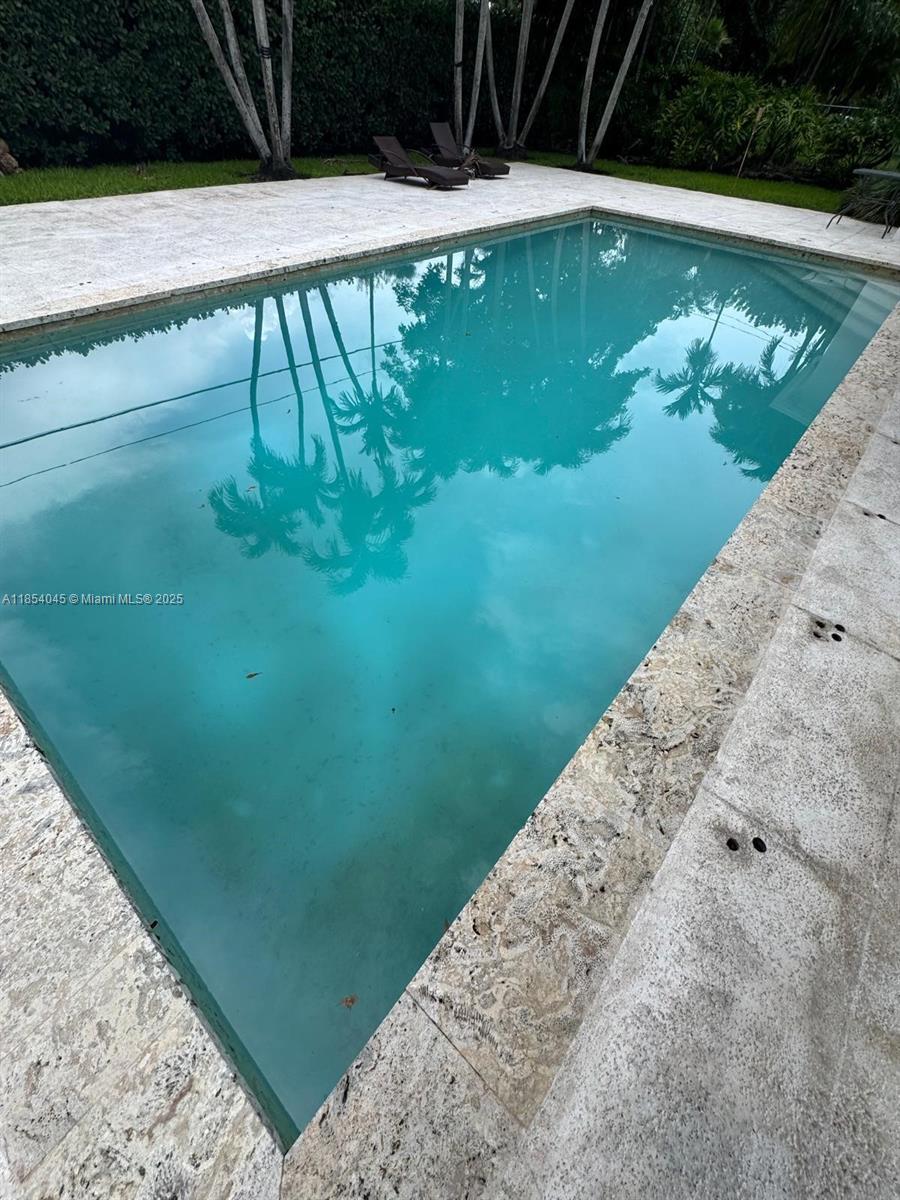 POINSETTIA ESTATES - Residential Lease