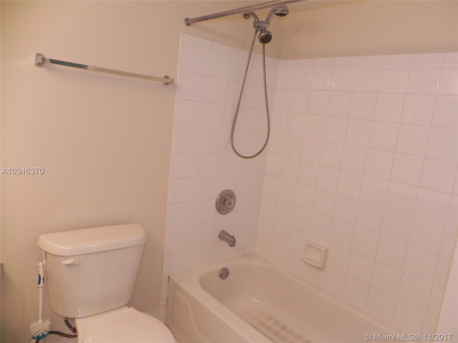 PINEHURST CLUB CONDO - Residential Lease