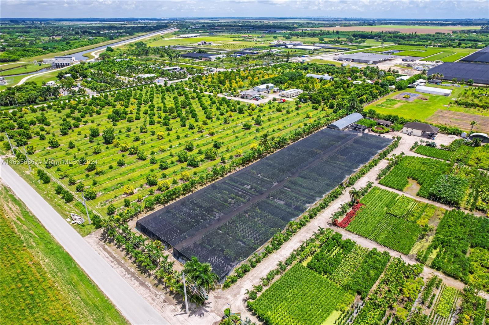 15 ACRES - Commercial Sale
