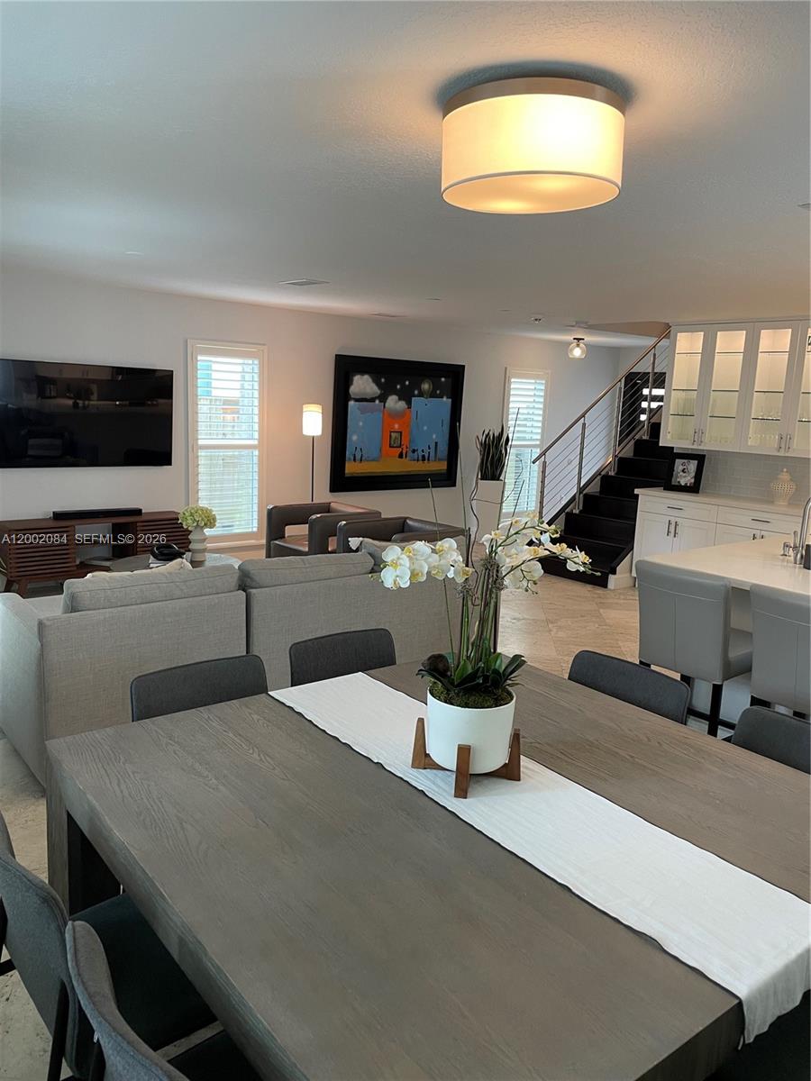 SHIPPING MATILDA CONDO - Residential Lease