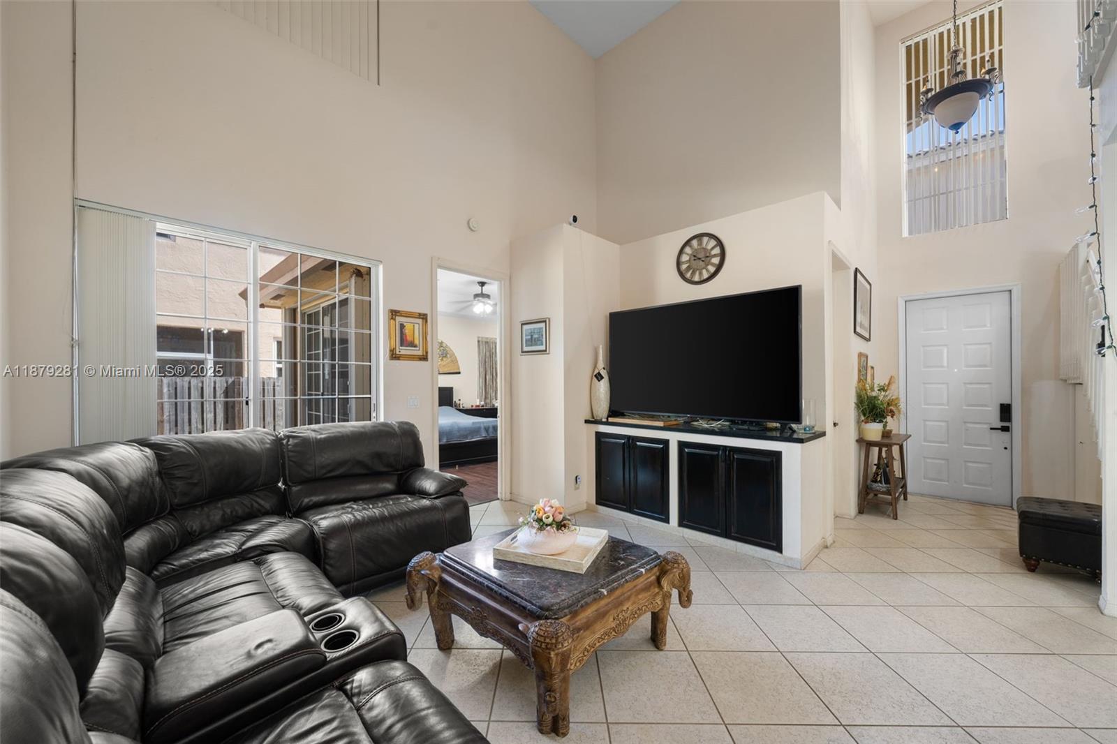 1251 Johnson Ct