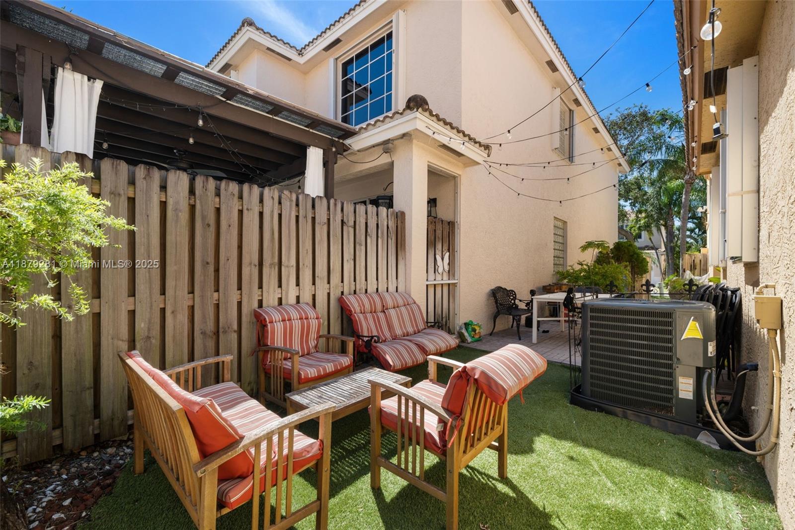 SAN MARINO VILLAGE - Residential