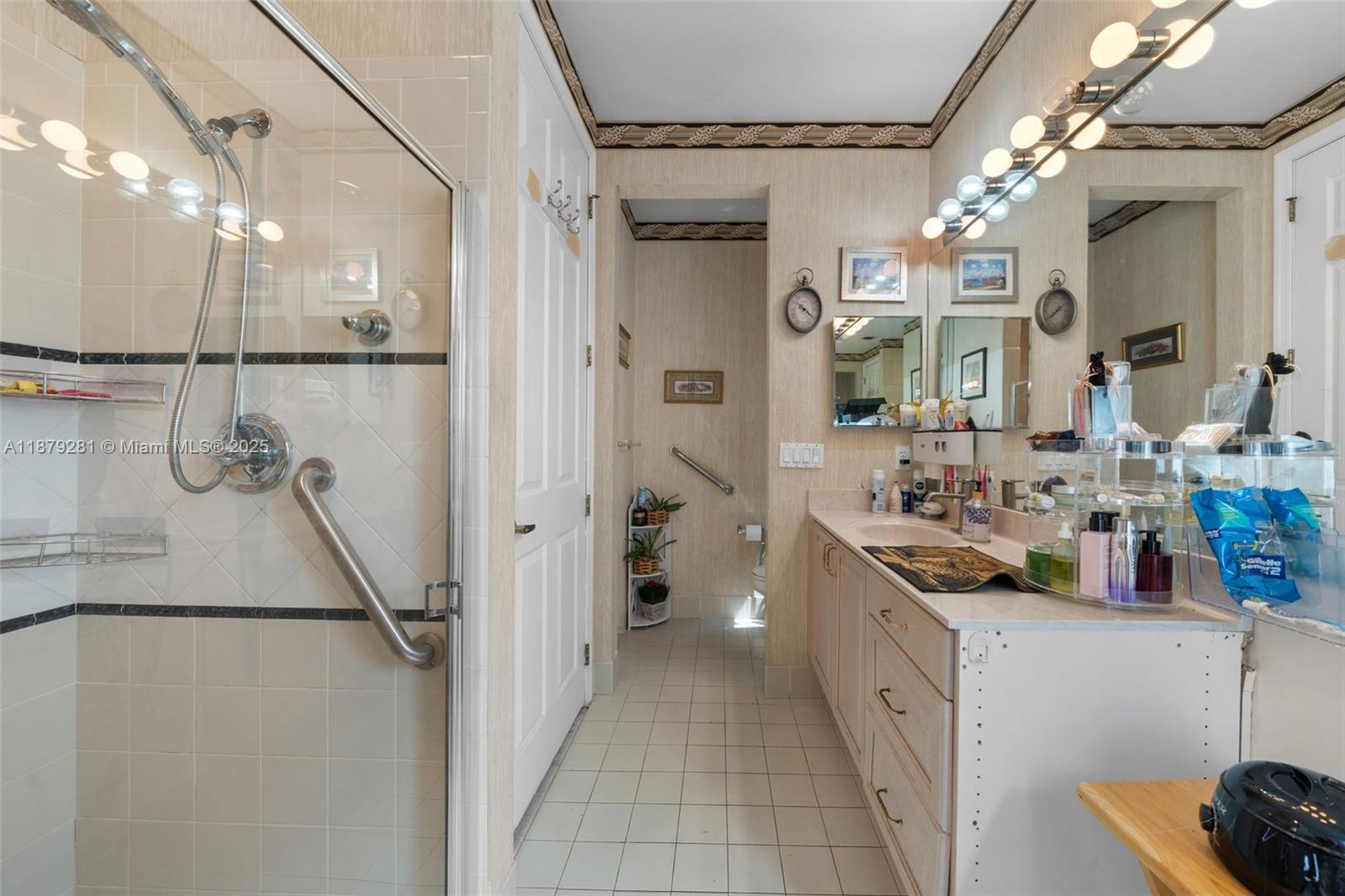 SAN MARINO VILLAGE - Residential