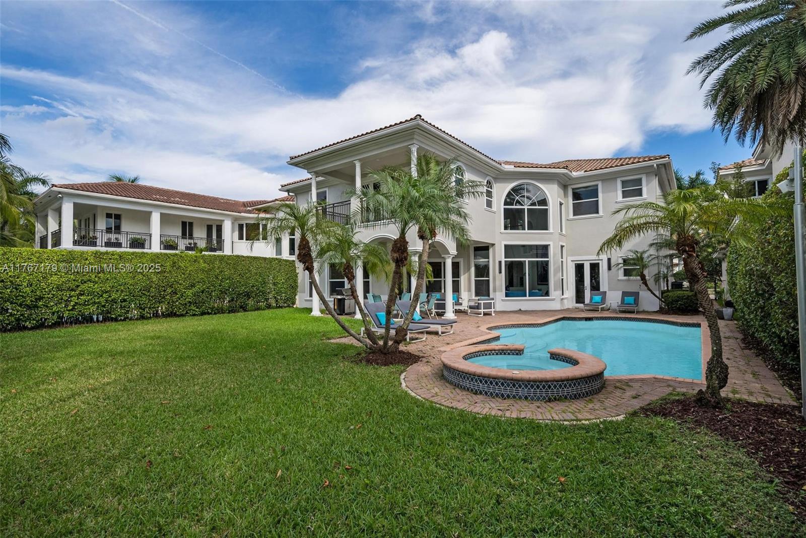 THREE ISLANDS 3RD SECTION - Residential