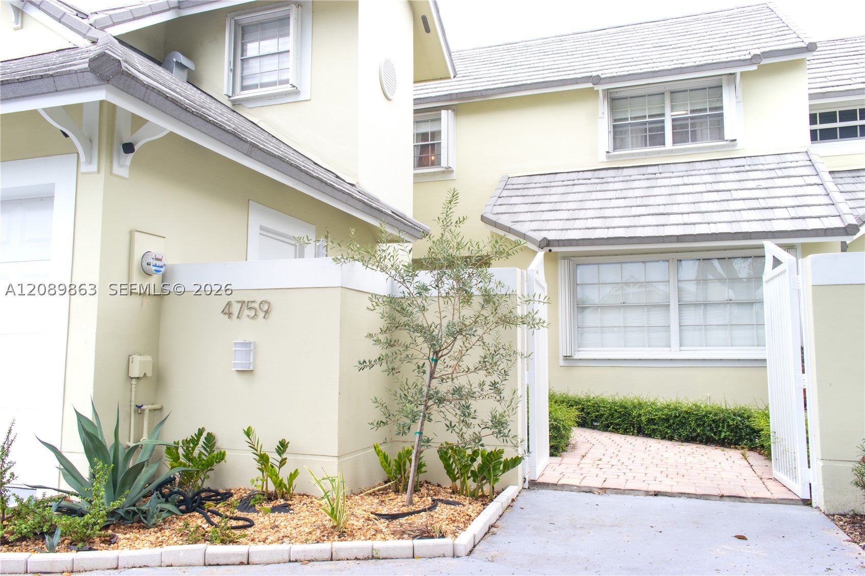 4759 NW 98th Pl, Doral FL 33178