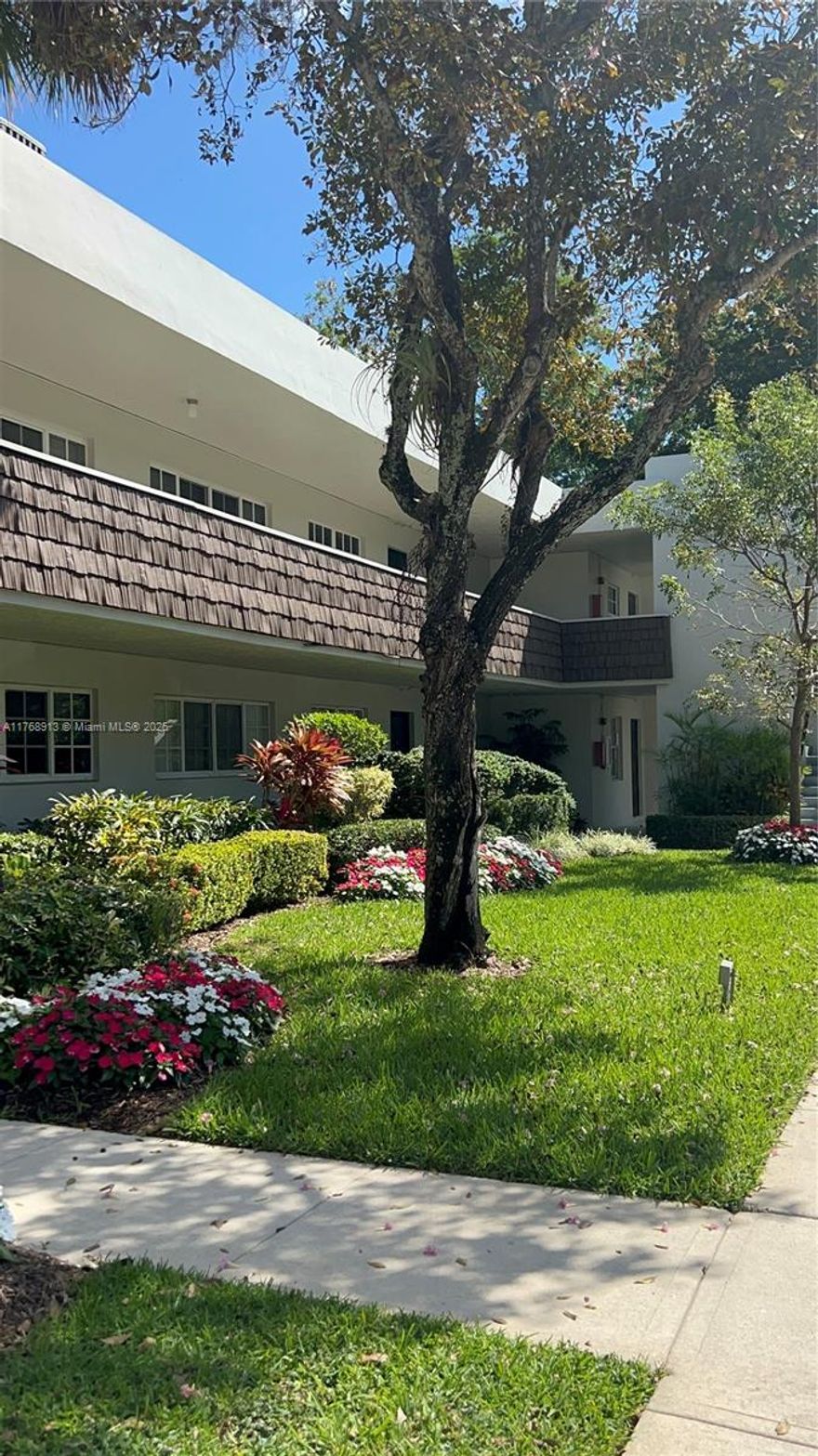 Welcome to your dream Condo in Palm-Air! This stunning property boasts 3 spacious bedrooms, 2 luxurious bathrooms, and a community pool for your enjoyment. The kitchen features beautiful Formica counters and white appliances, while the tile flooring throughout adds a touch of elegance. Enjoy peaceful garden views from the first-floor entrance, and take advantage of the convenience of guest parking and parking right in front of your door. The furniture is prime and adds a touch of sophistication to the space. The walk-in closet provides ample storage space, and the laundry on-site. Located in a prime location, this villa offers easy access to shopping, dining, and entertainment options.