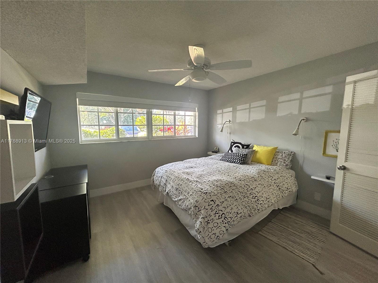 NO 80 PALM-AIRE COUNTRY C - Residential Lease