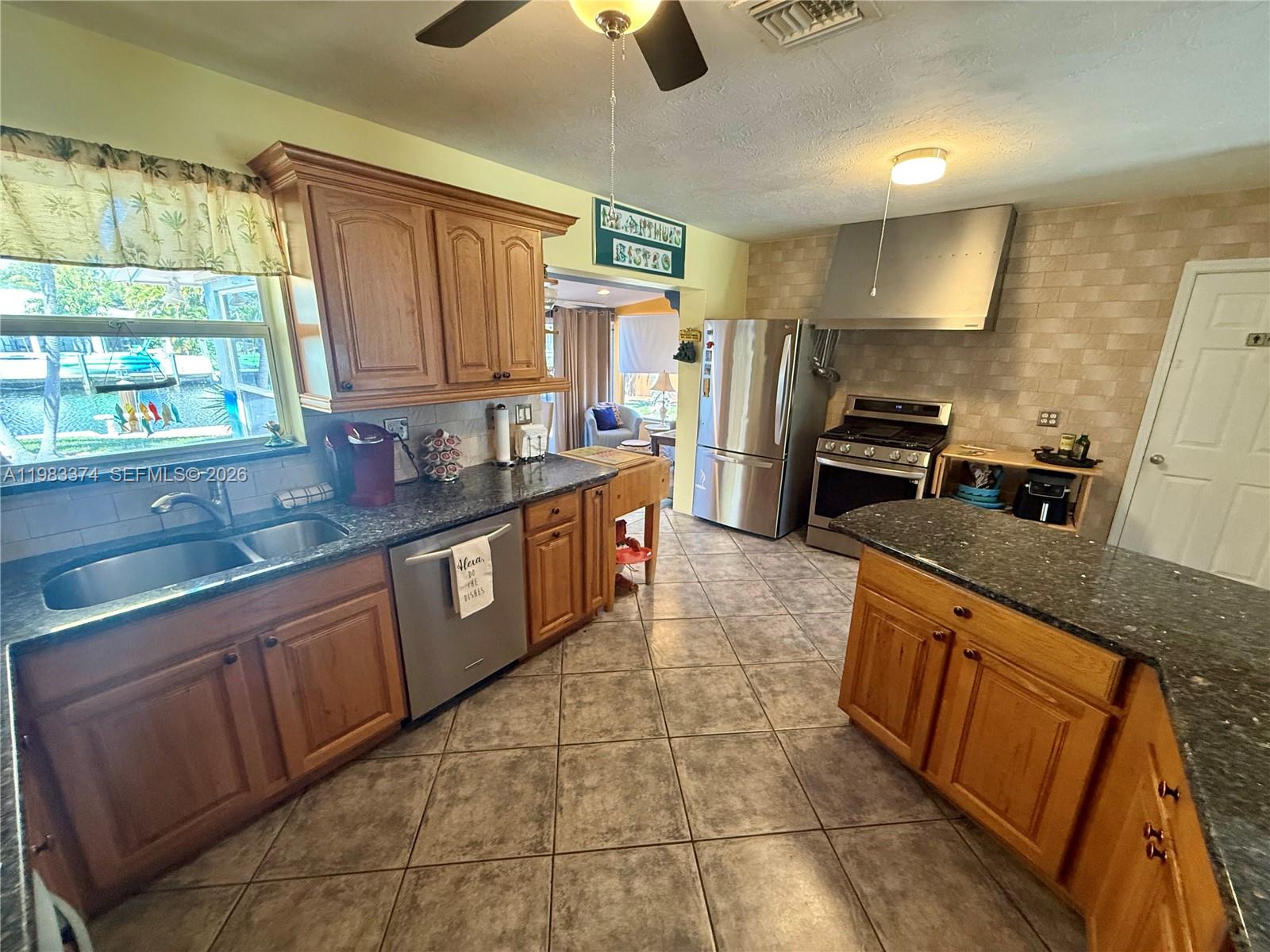 GARDEN ISLES SEC ONE - Residential