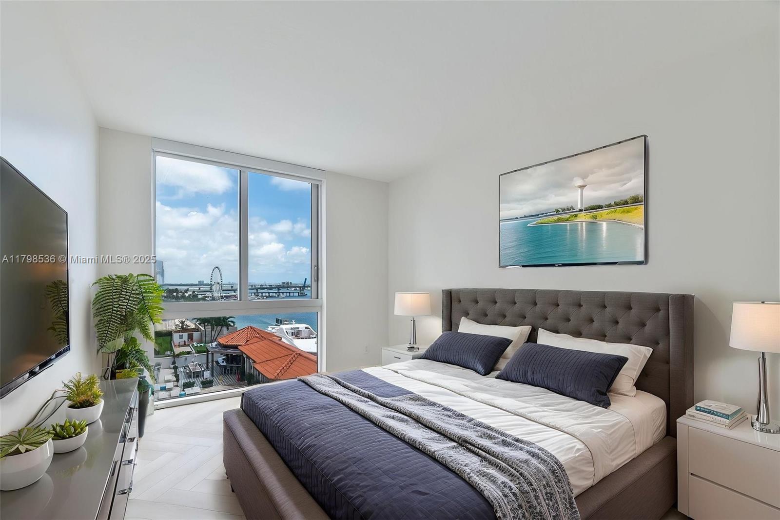 ONE MIAMI EAST CONDO - Residential