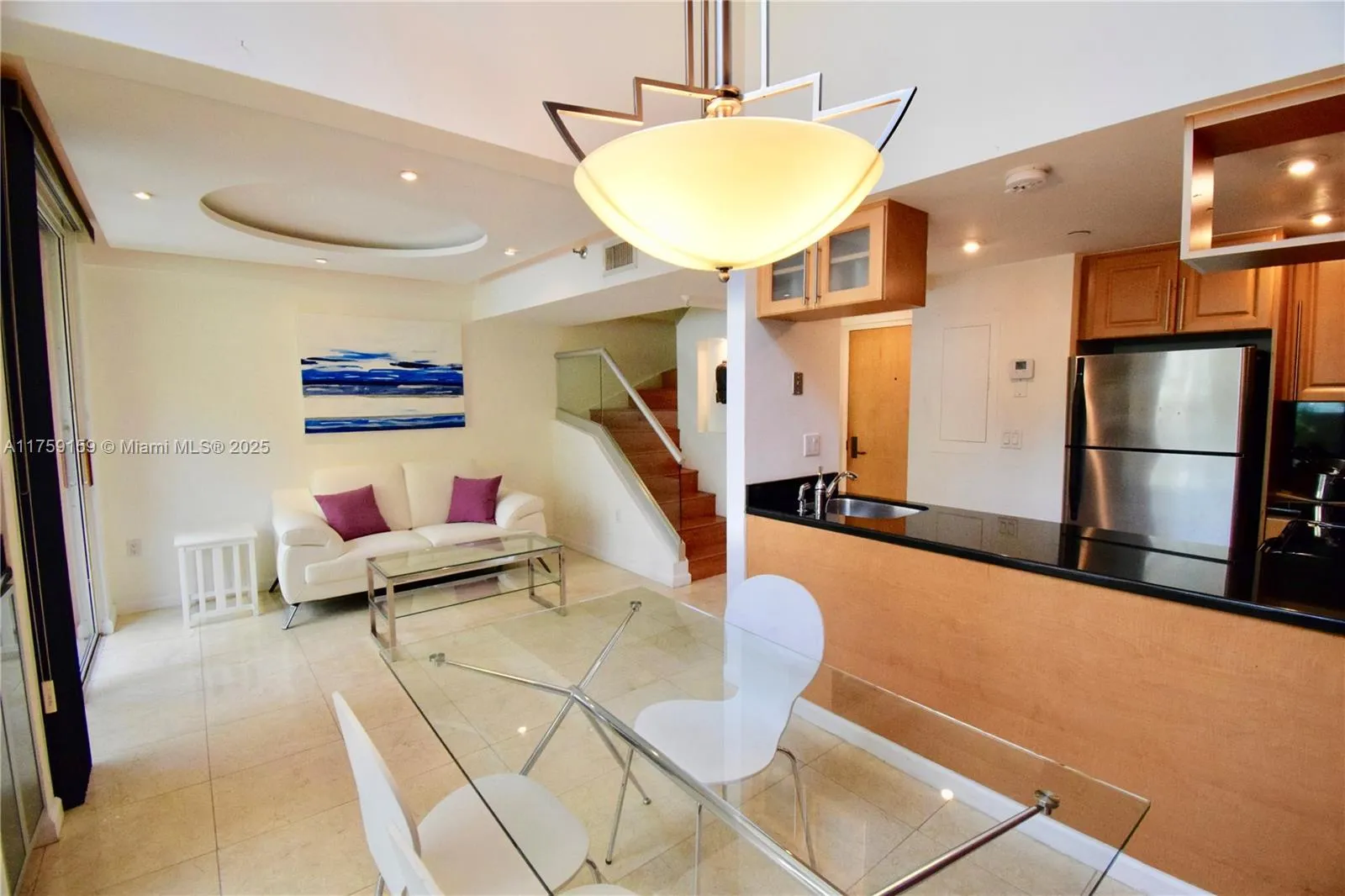 Miami, Florida 33133, United States, 1 Bedroom Bedrooms, ,1 BathroomBathrooms,Residential,Pending,85478