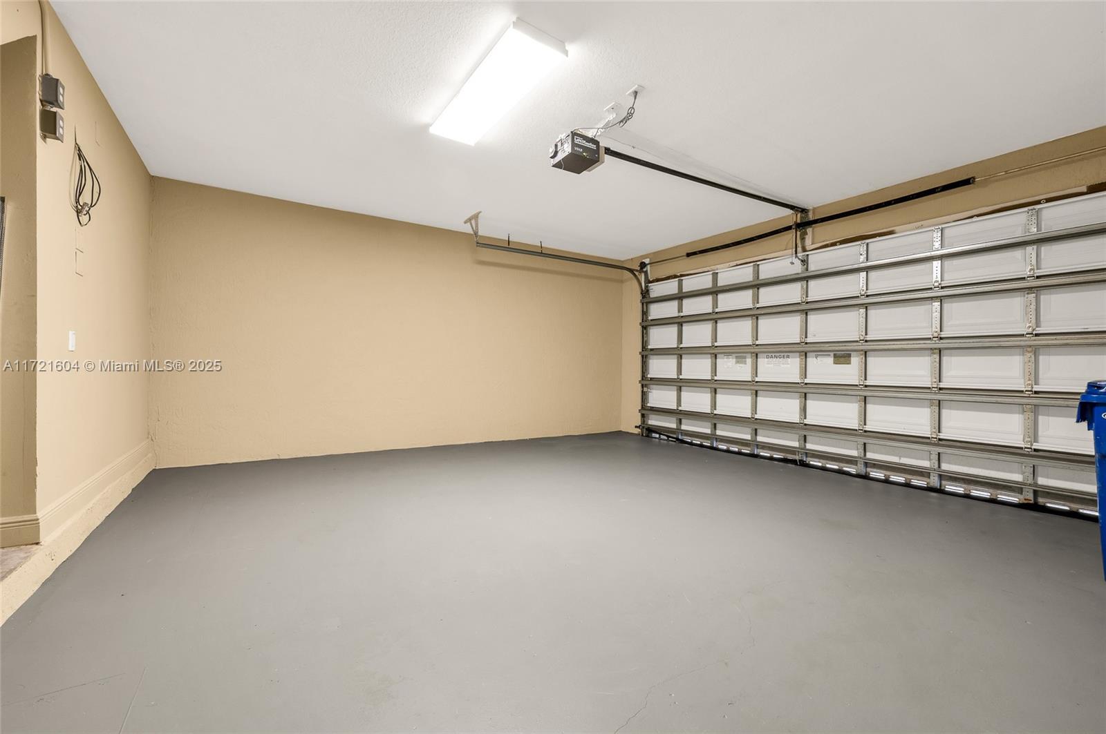 PERRY & WELLS SUB CORR PL - Residential